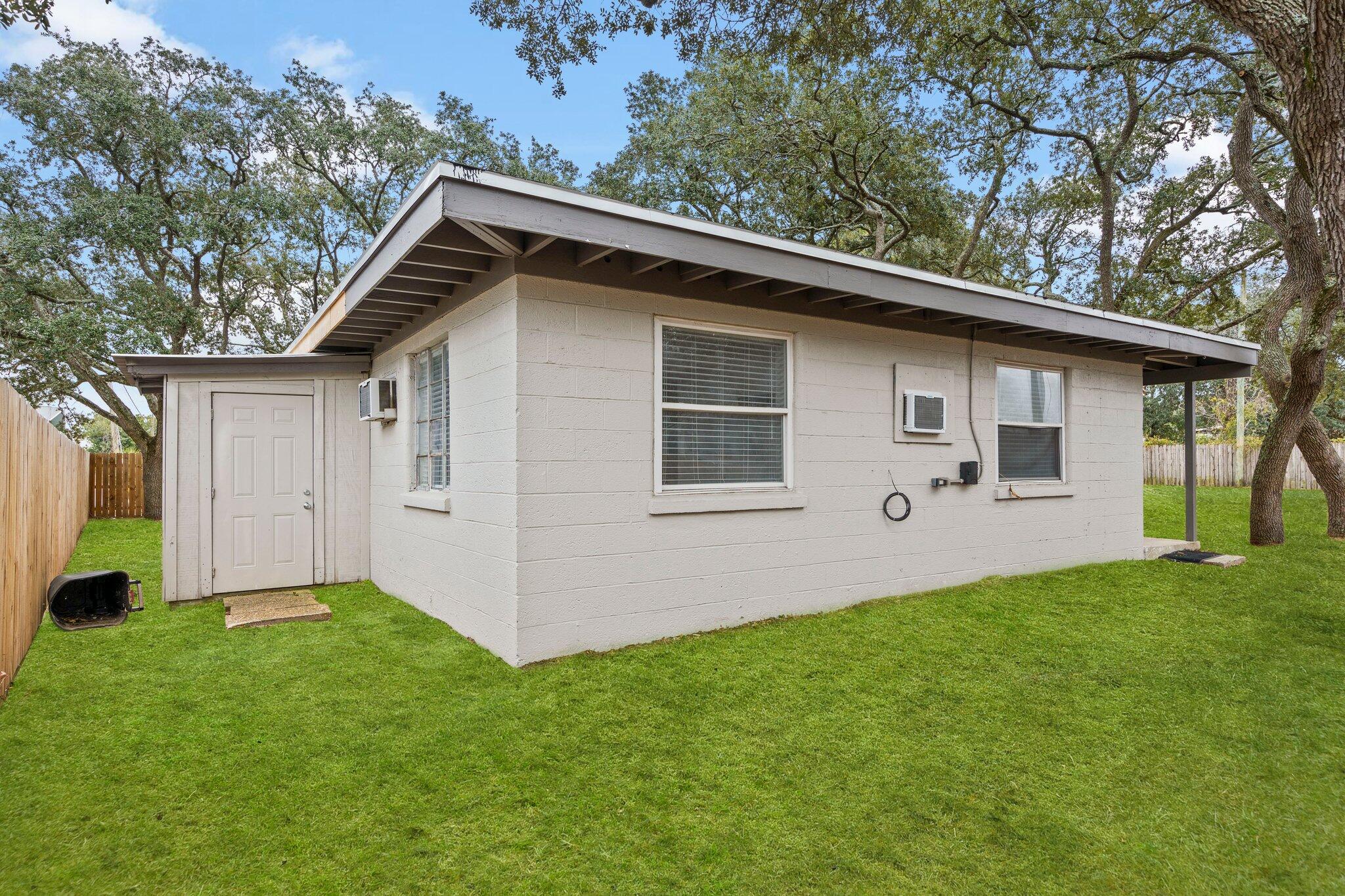 DALLAS DUNCAN - Residential Lease