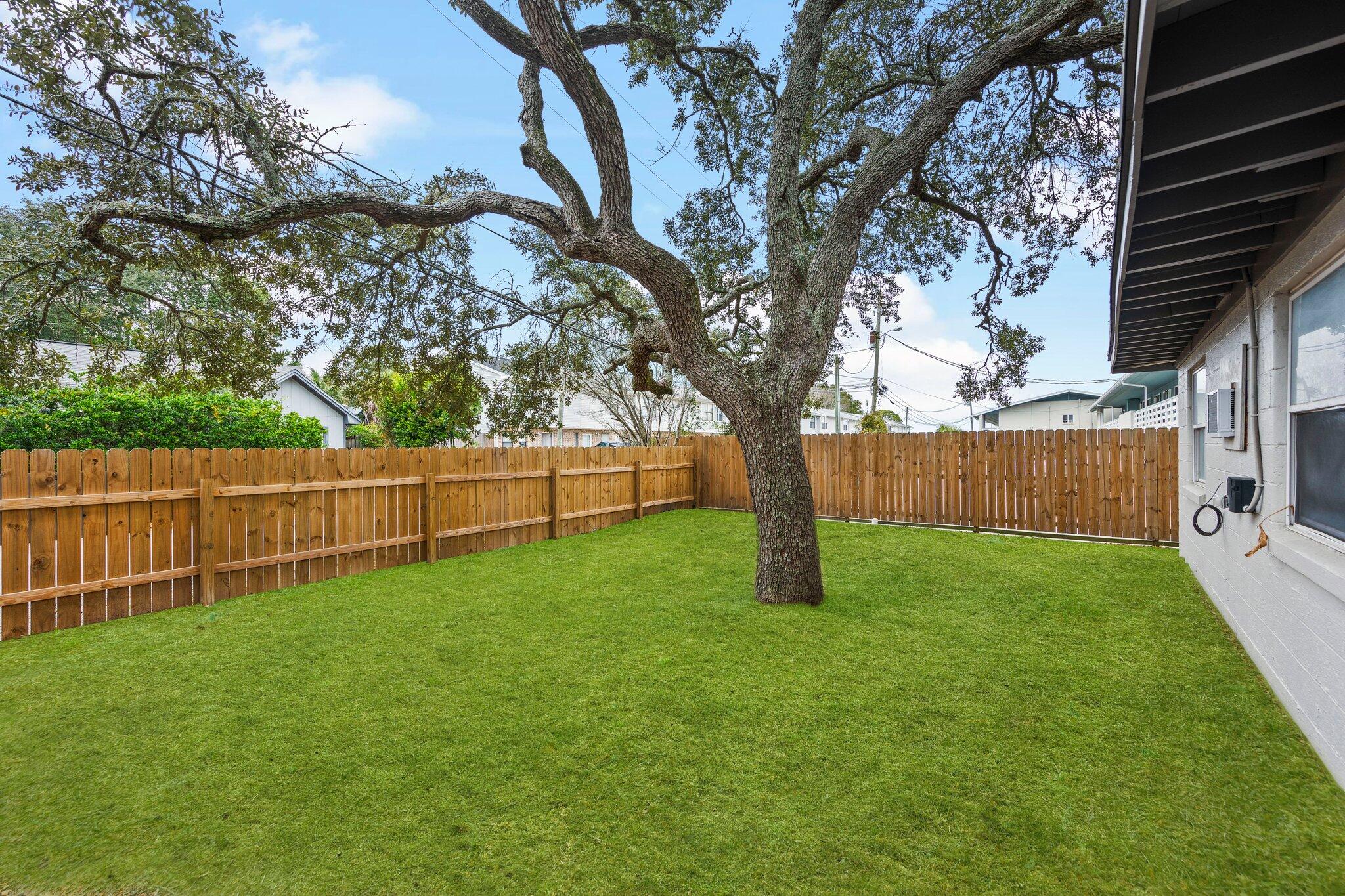 DALLAS DUNCAN - Residential Lease