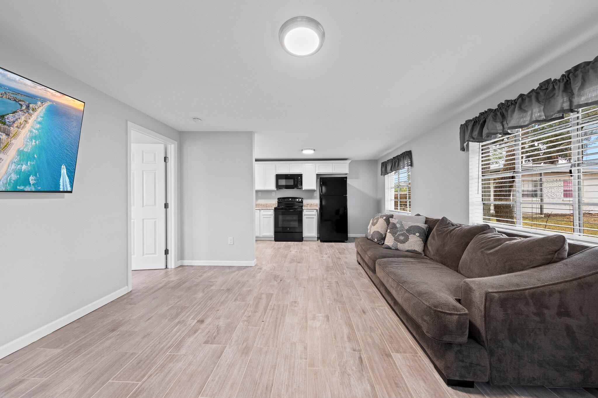 DALLAS DUNCAN - Residential Lease