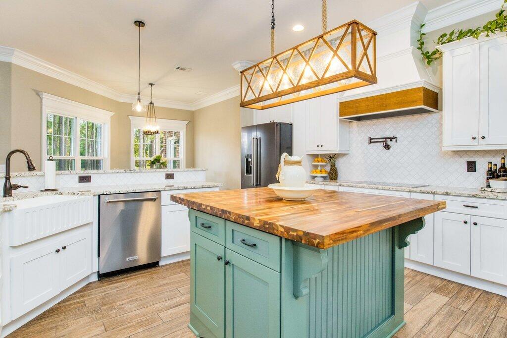 HOLLEY BY THE SEA, 1ST ADD - Residential