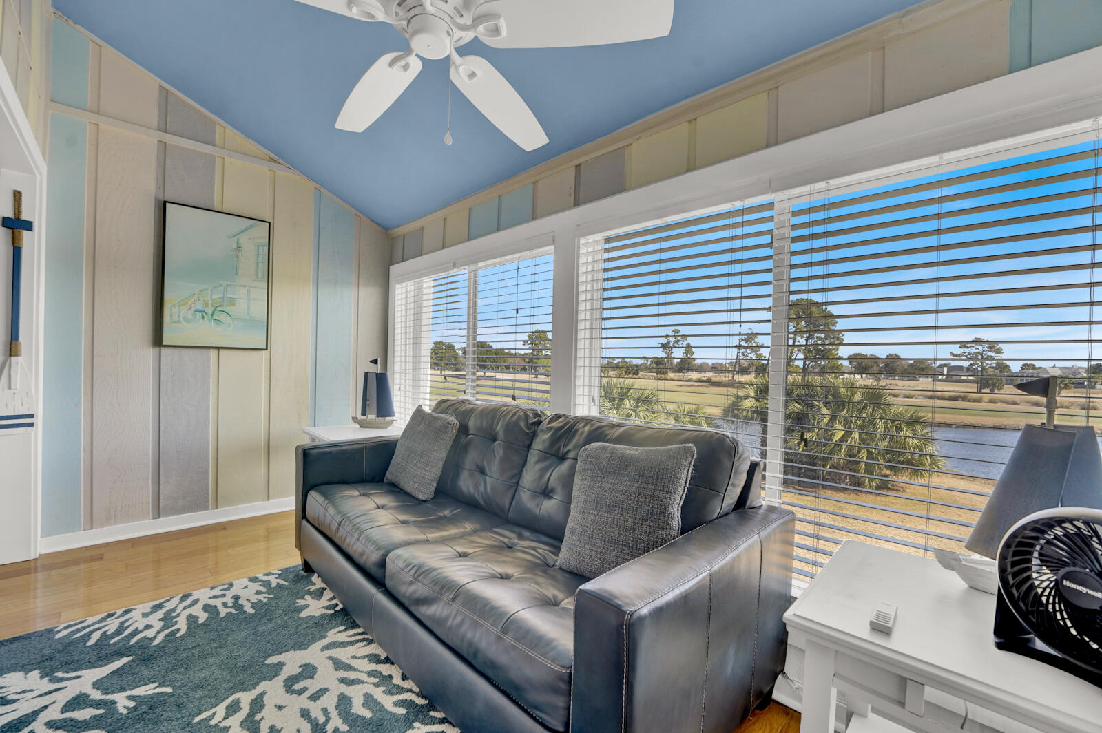 BAY POINT STUDIO VILLAS 3 CONDO - Residential
