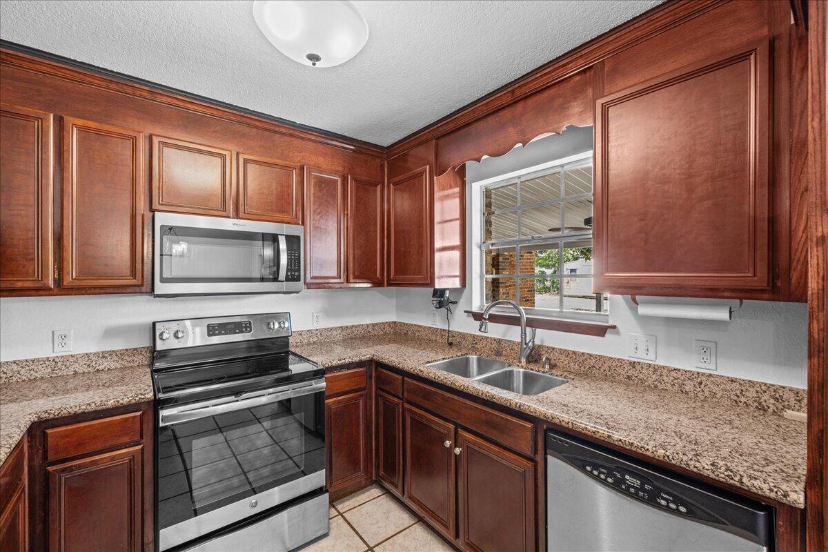 NORTH SHORES - Residential