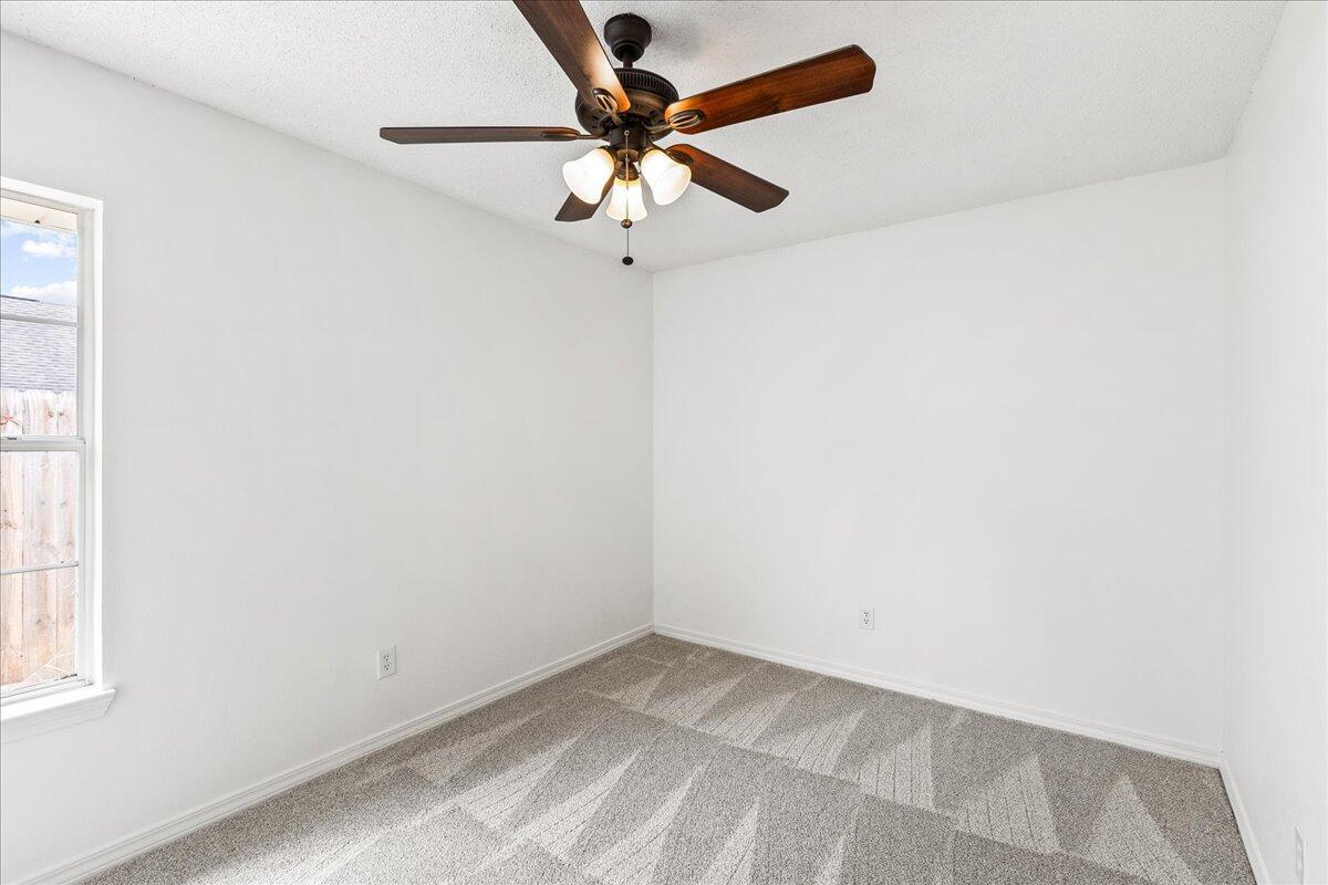 AUTUMN TRACE - Residential