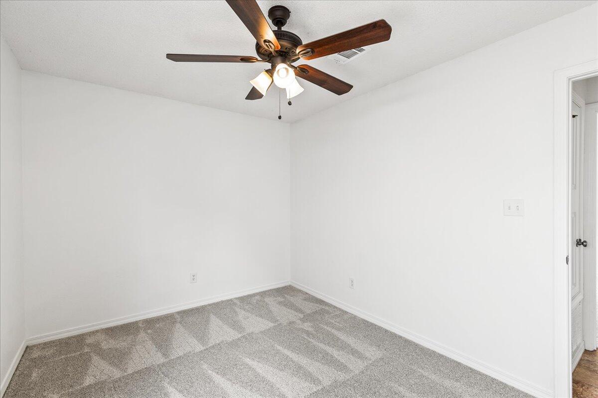 AUTUMN TRACE - Residential