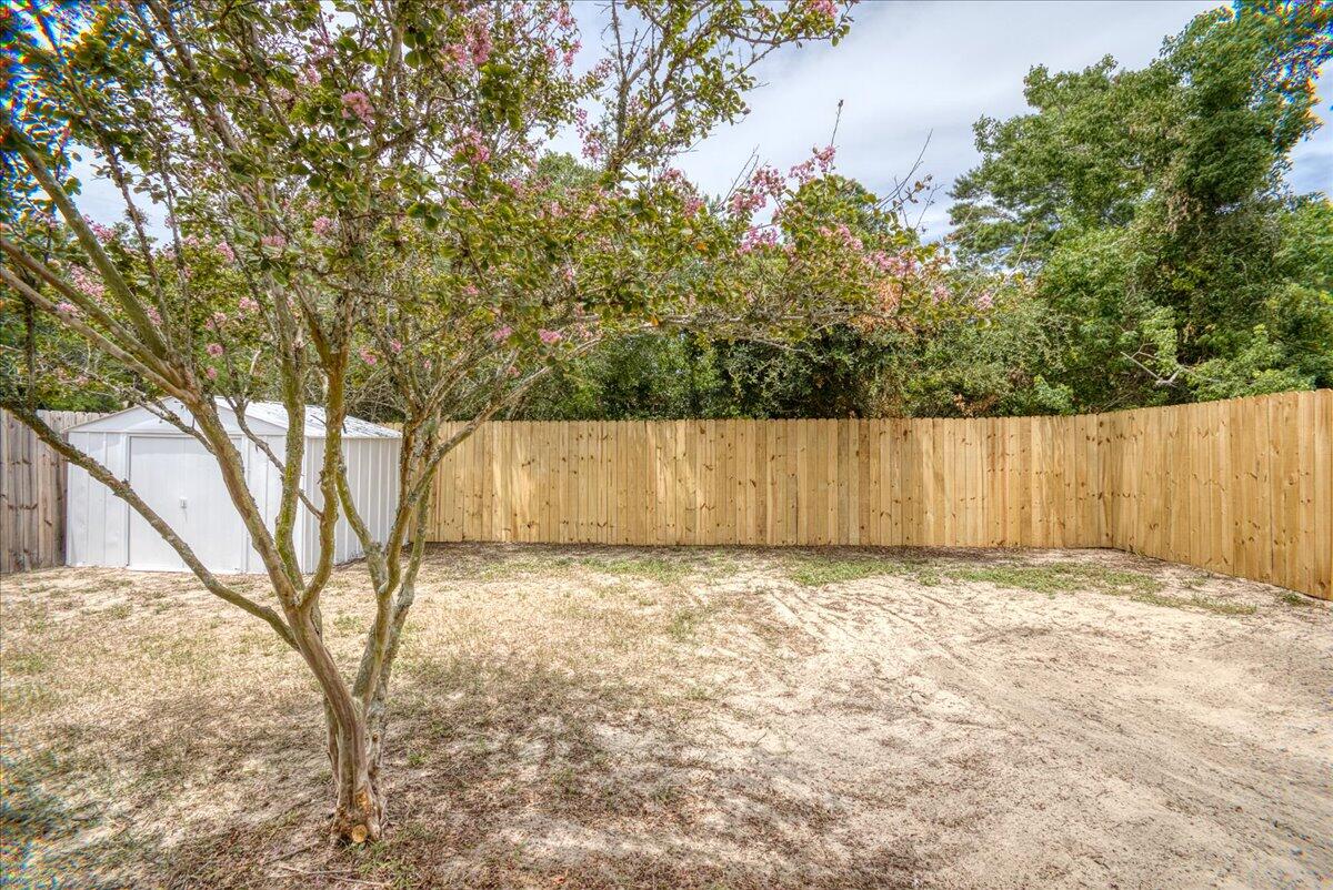 AUTUMN TRACE - Residential