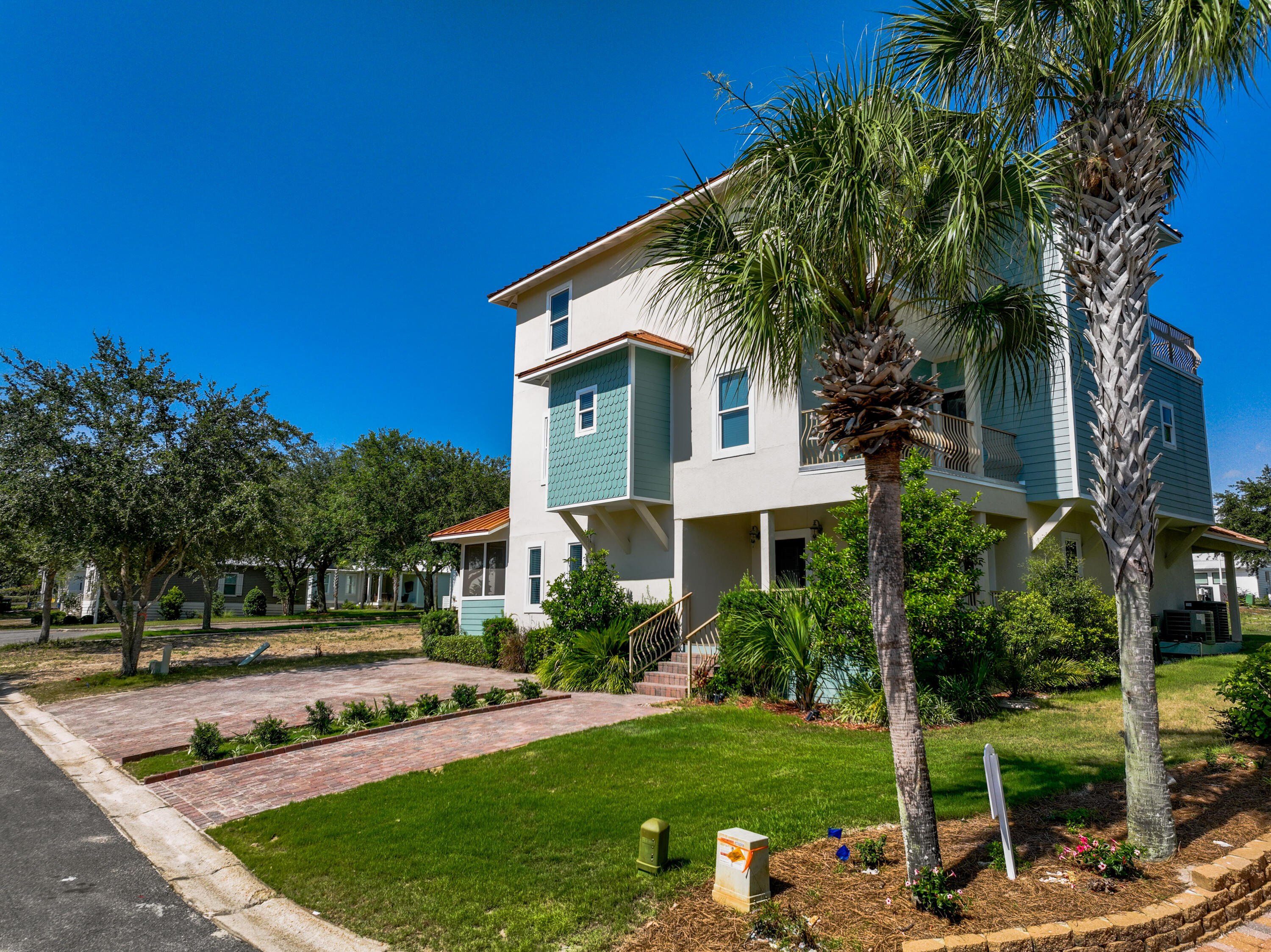 VILLAGE AT BLUE MOUNTAIN BEACH - Residential