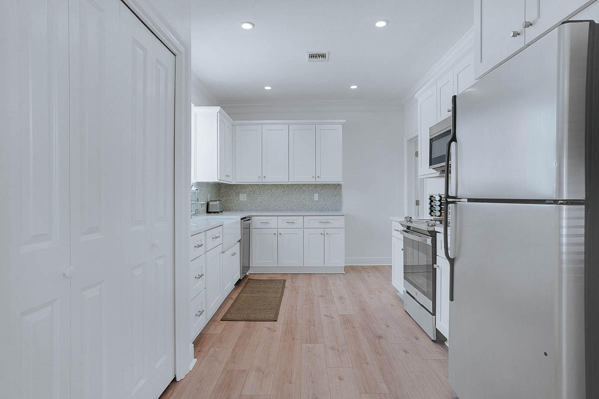 VILLAGE AT BLUE MOUNTAIN BEACH - Residential