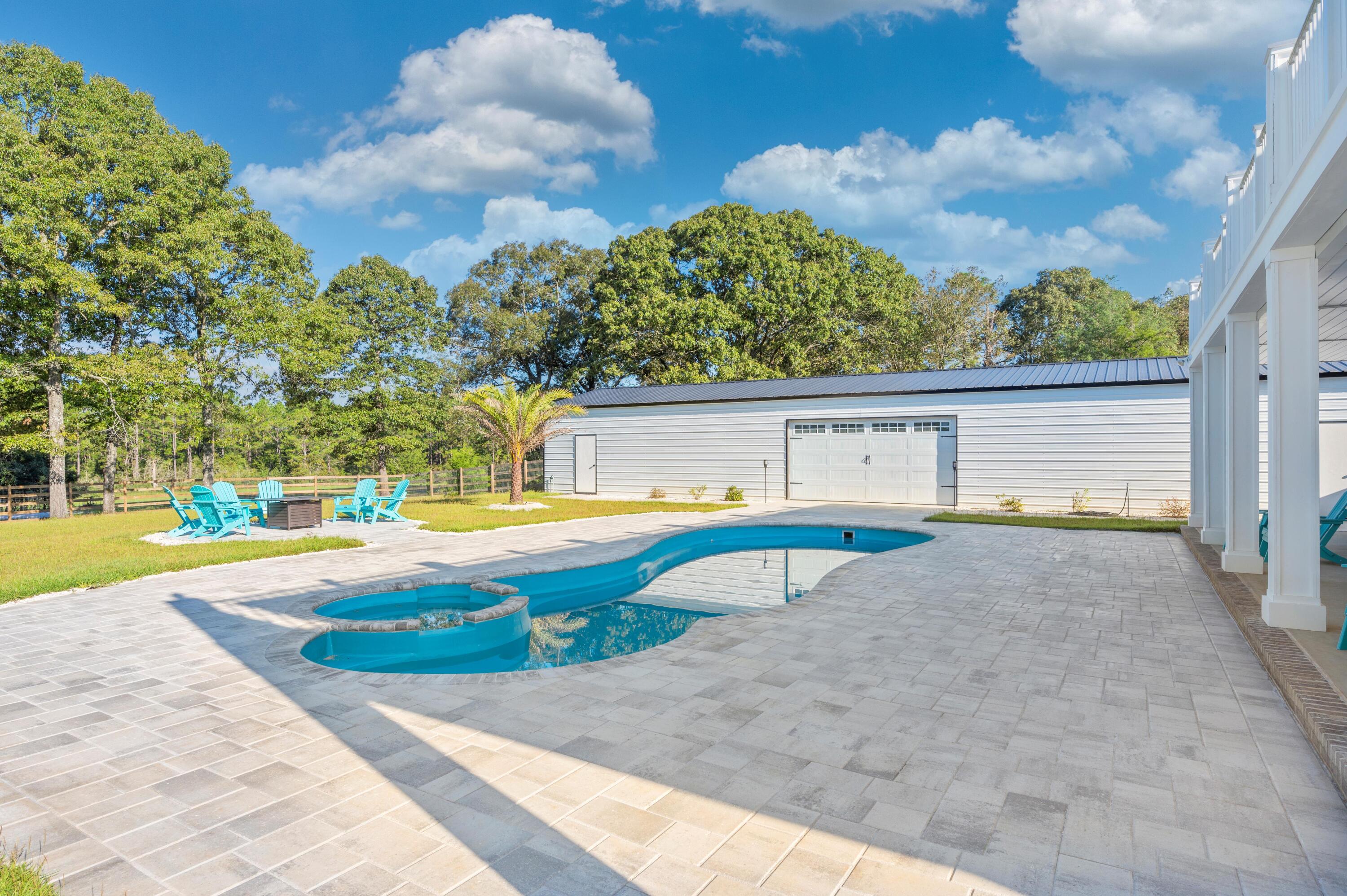 NO RECORDED SUBDIVISION - Residential