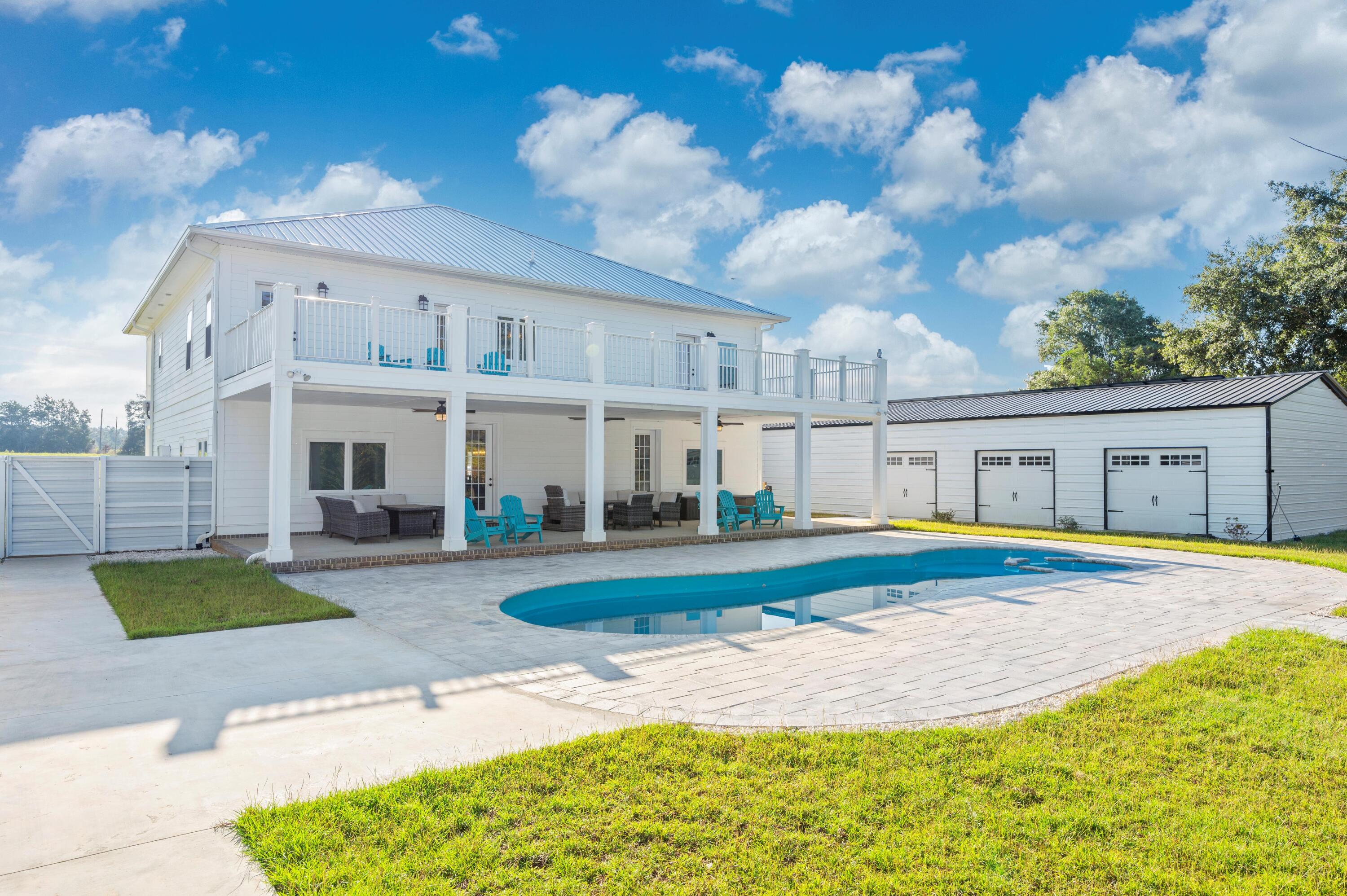 NO RECORDED SUBDIVISION - Residential