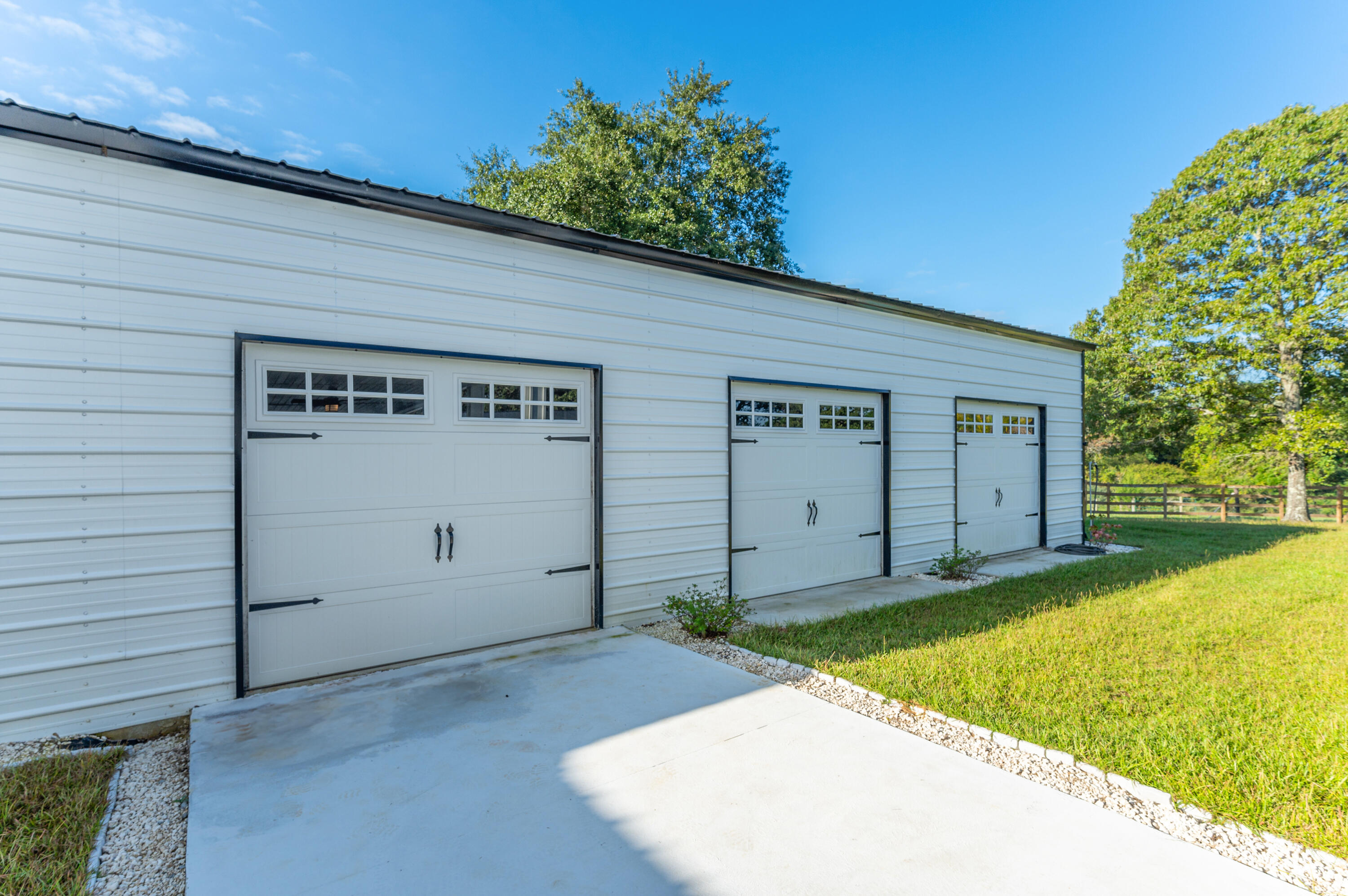 NO RECORDED SUBDIVISION - Residential