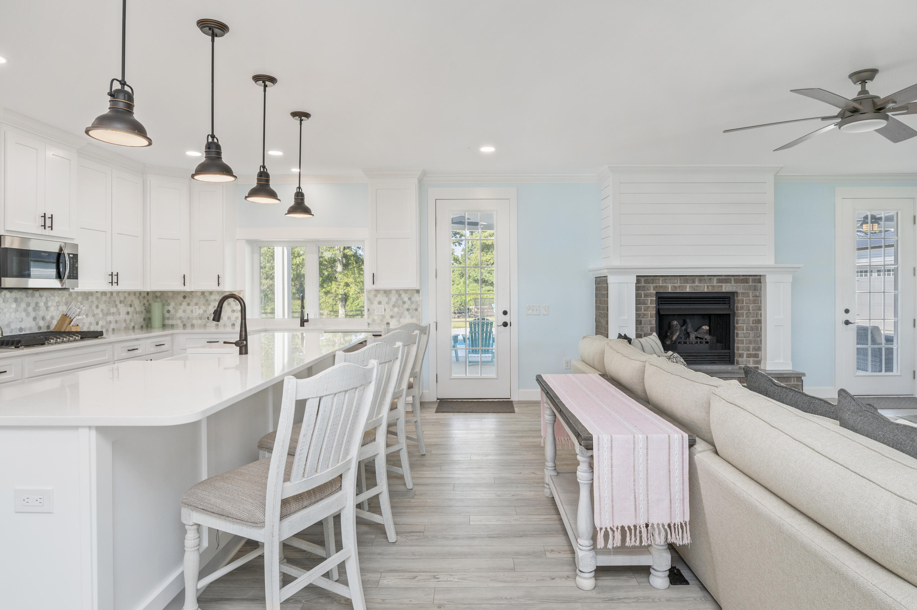 NO RECORDED SUBDIVISION - Residential