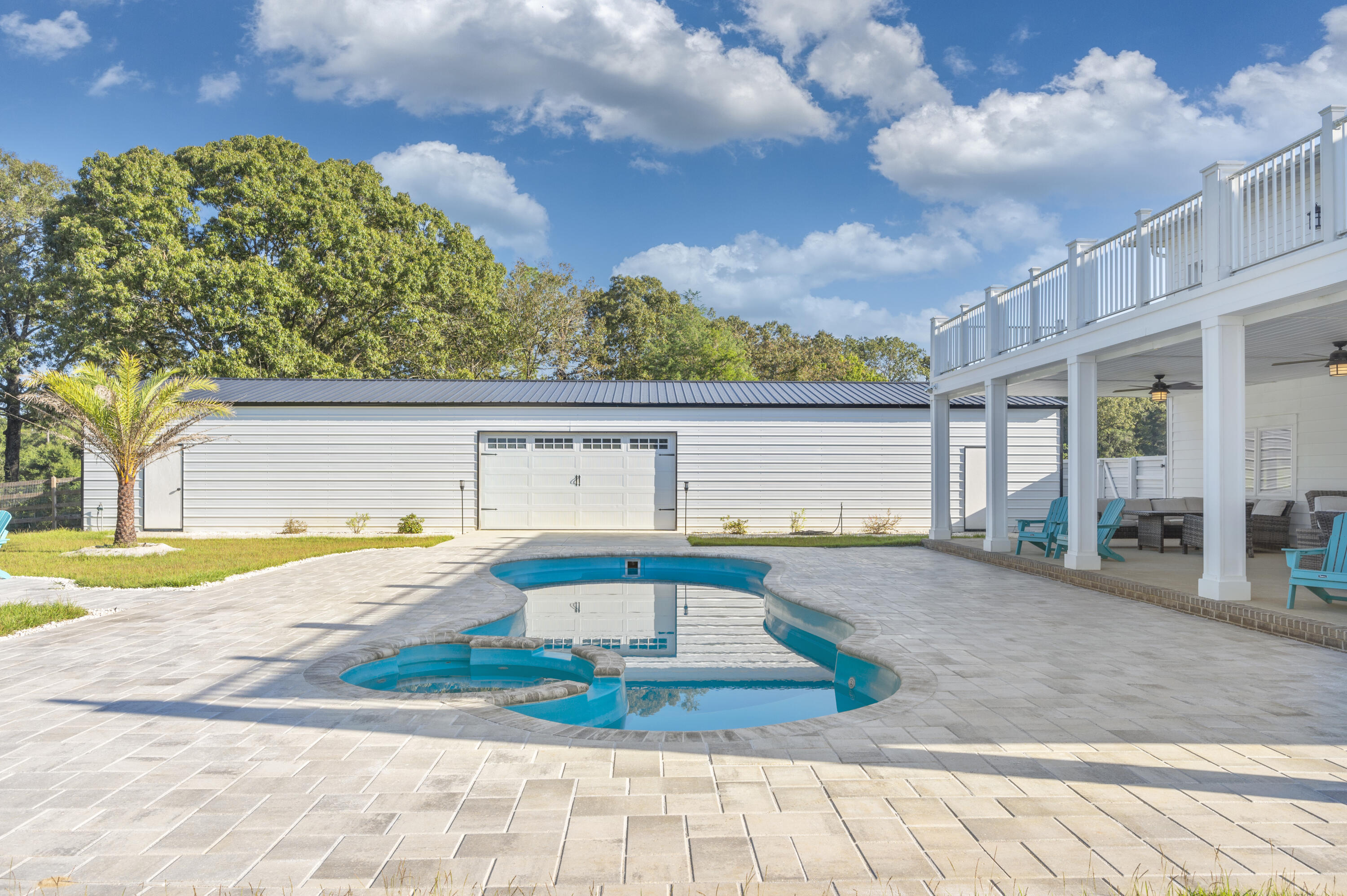 NO RECORDED SUBDIVISION - Residential