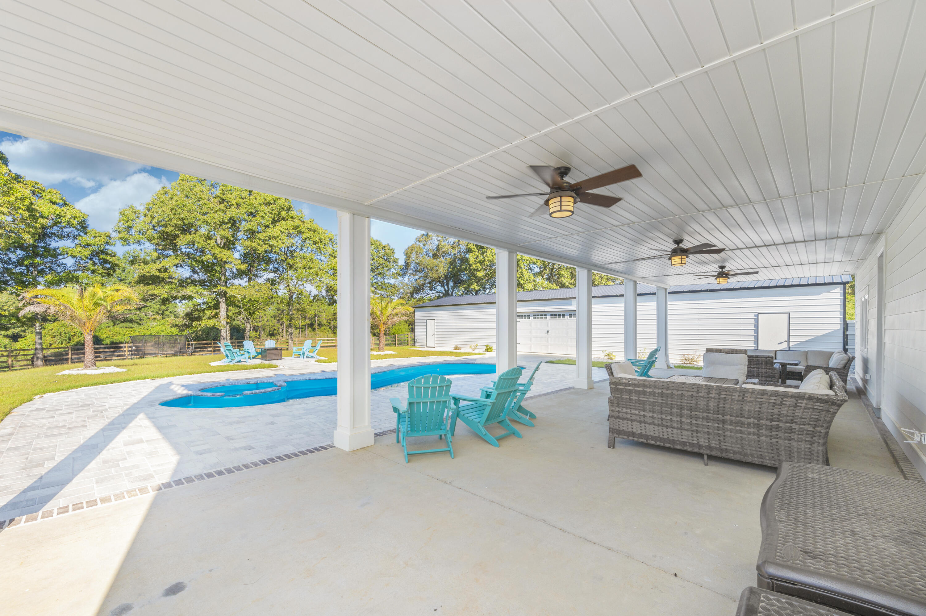 NO RECORDED SUBDIVISION - Residential