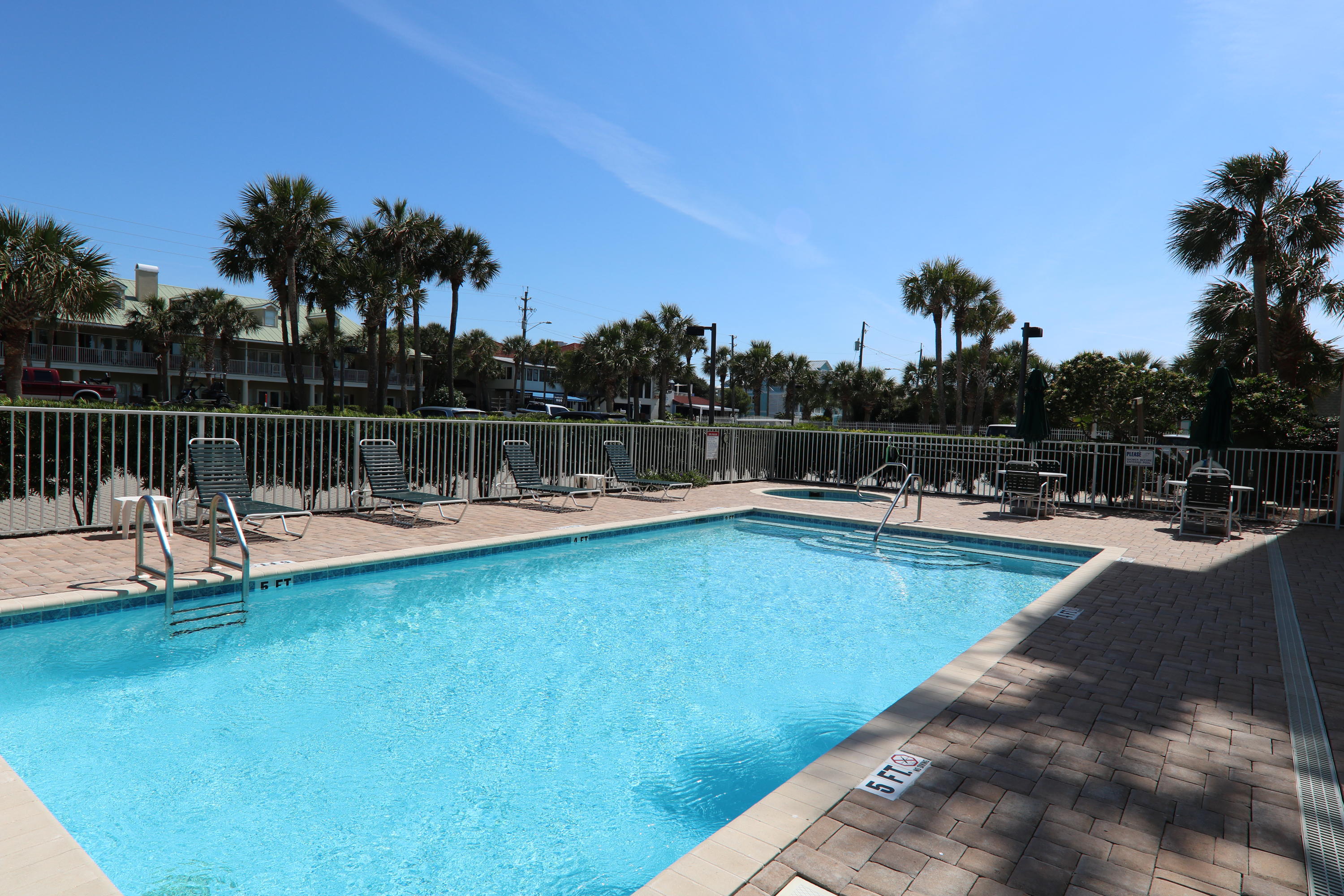 EMERALD DUNES CONDO - Residential