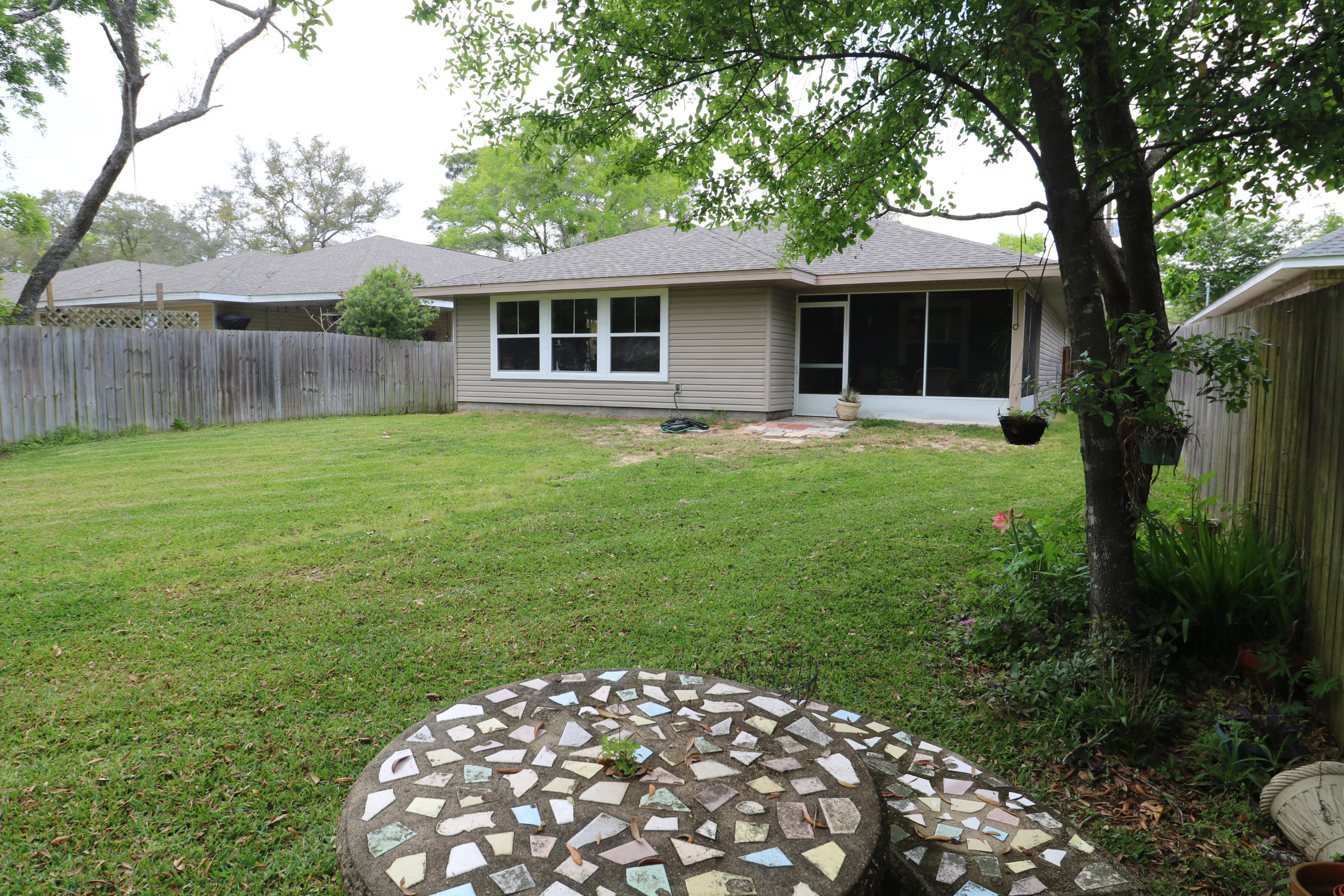 WOODLAND ACRES - Residential