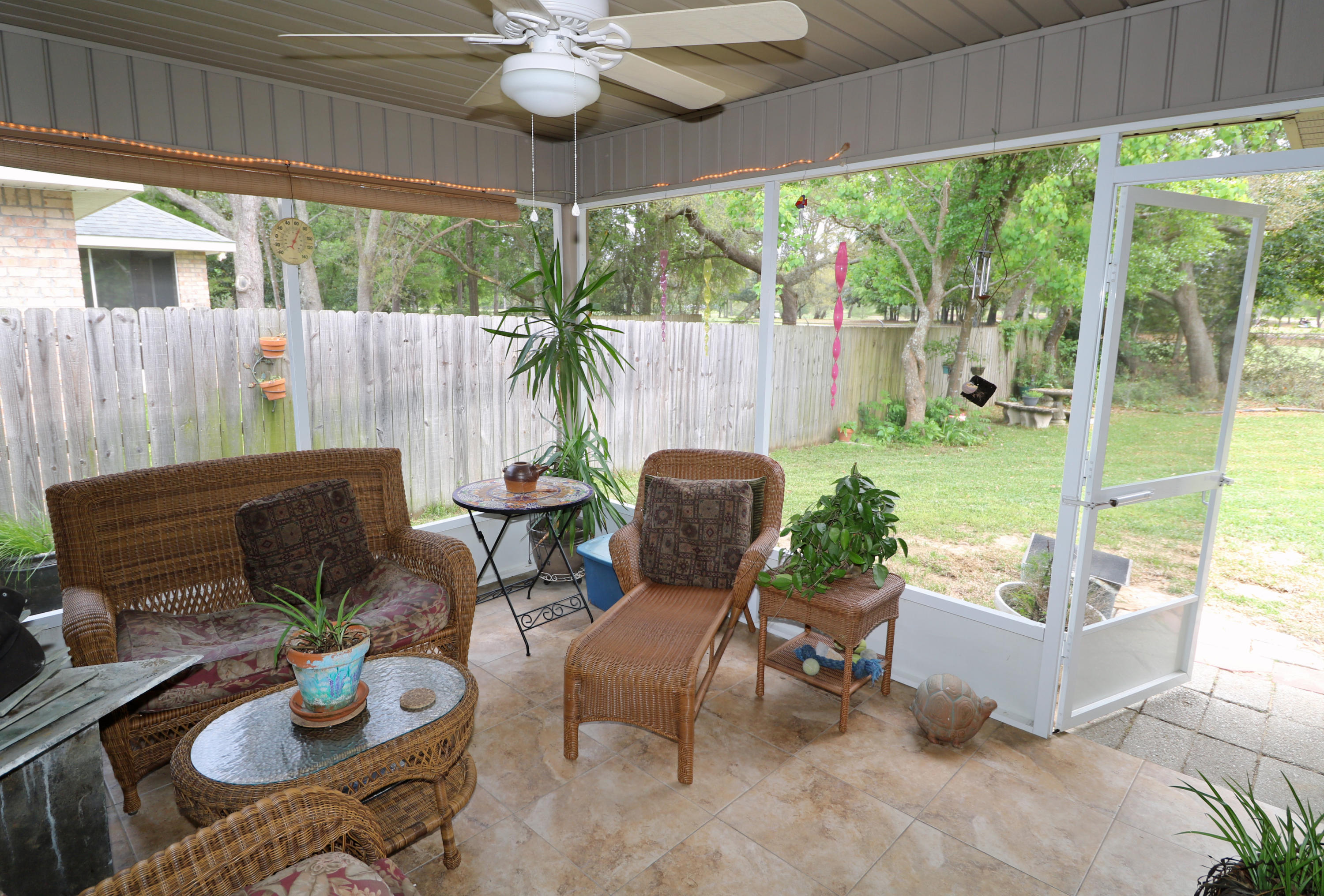 WOODLAND ACRES - Residential