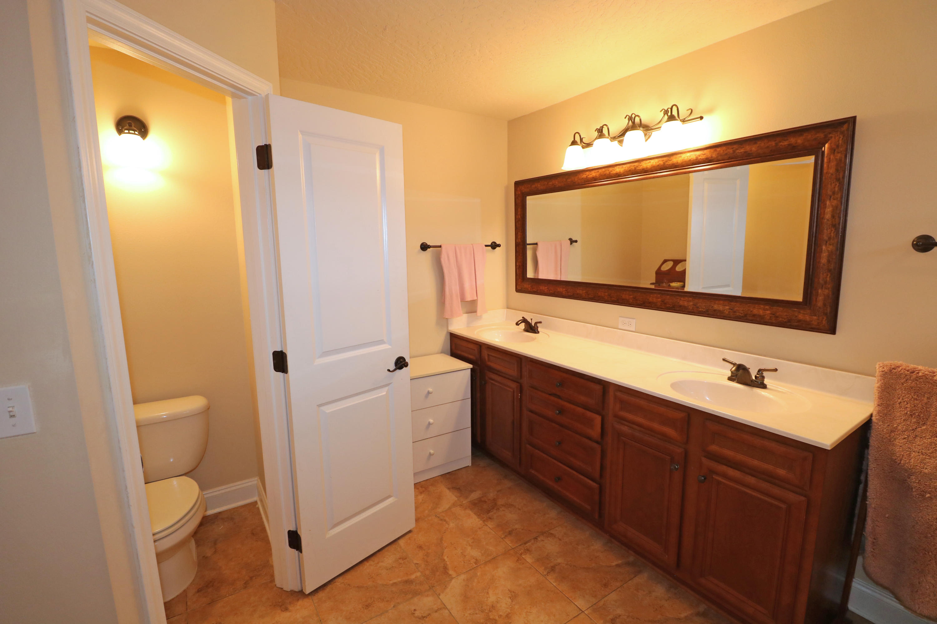 WOODLAND ACRES - Residential