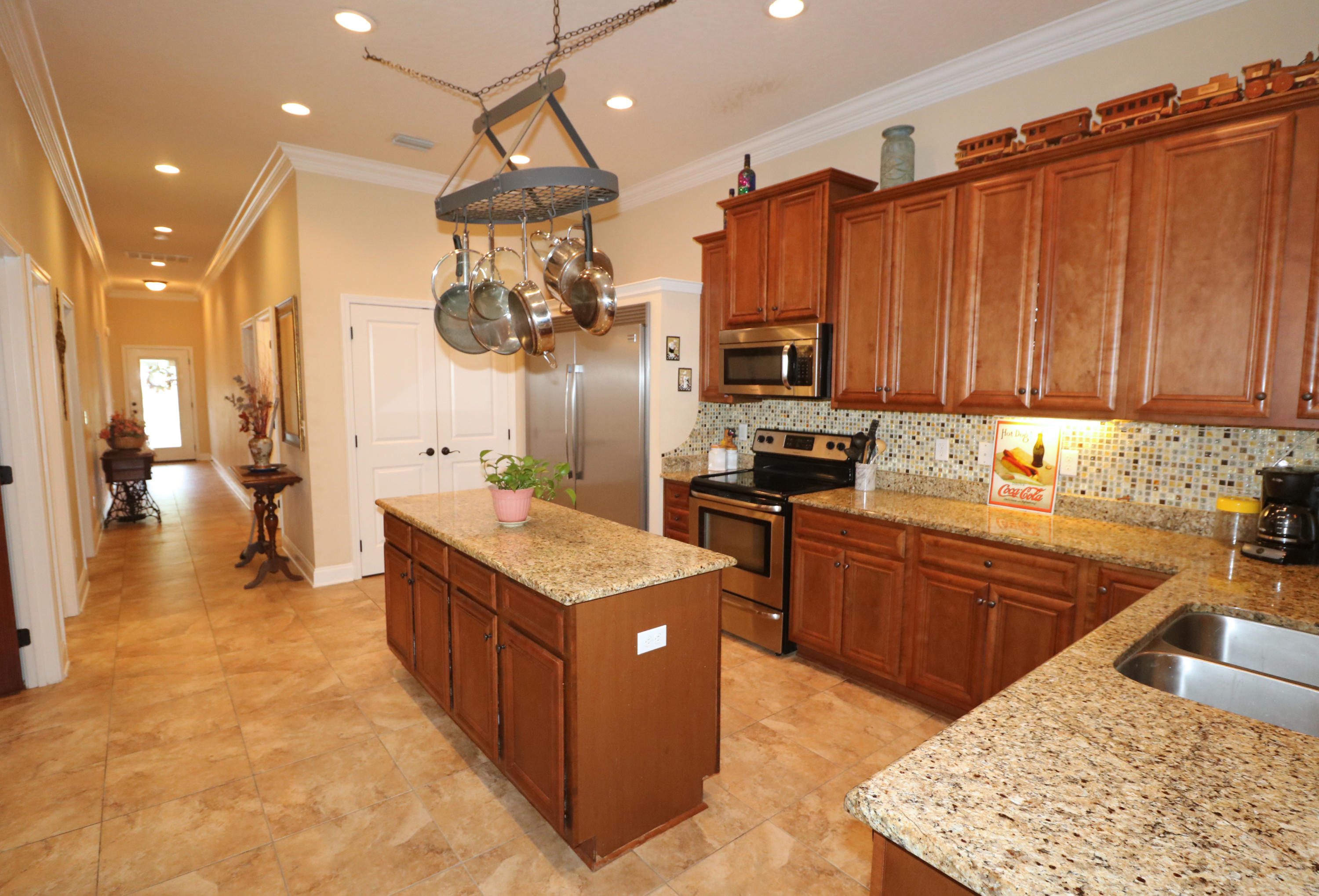 WOODLAND ACRES - Residential