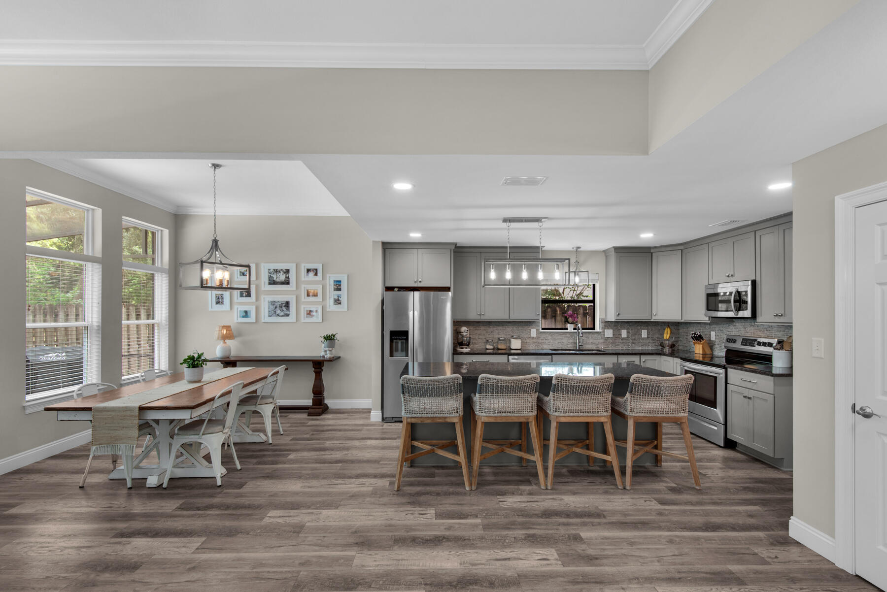WOODLAND SHORES T/H PH 5 - Residential