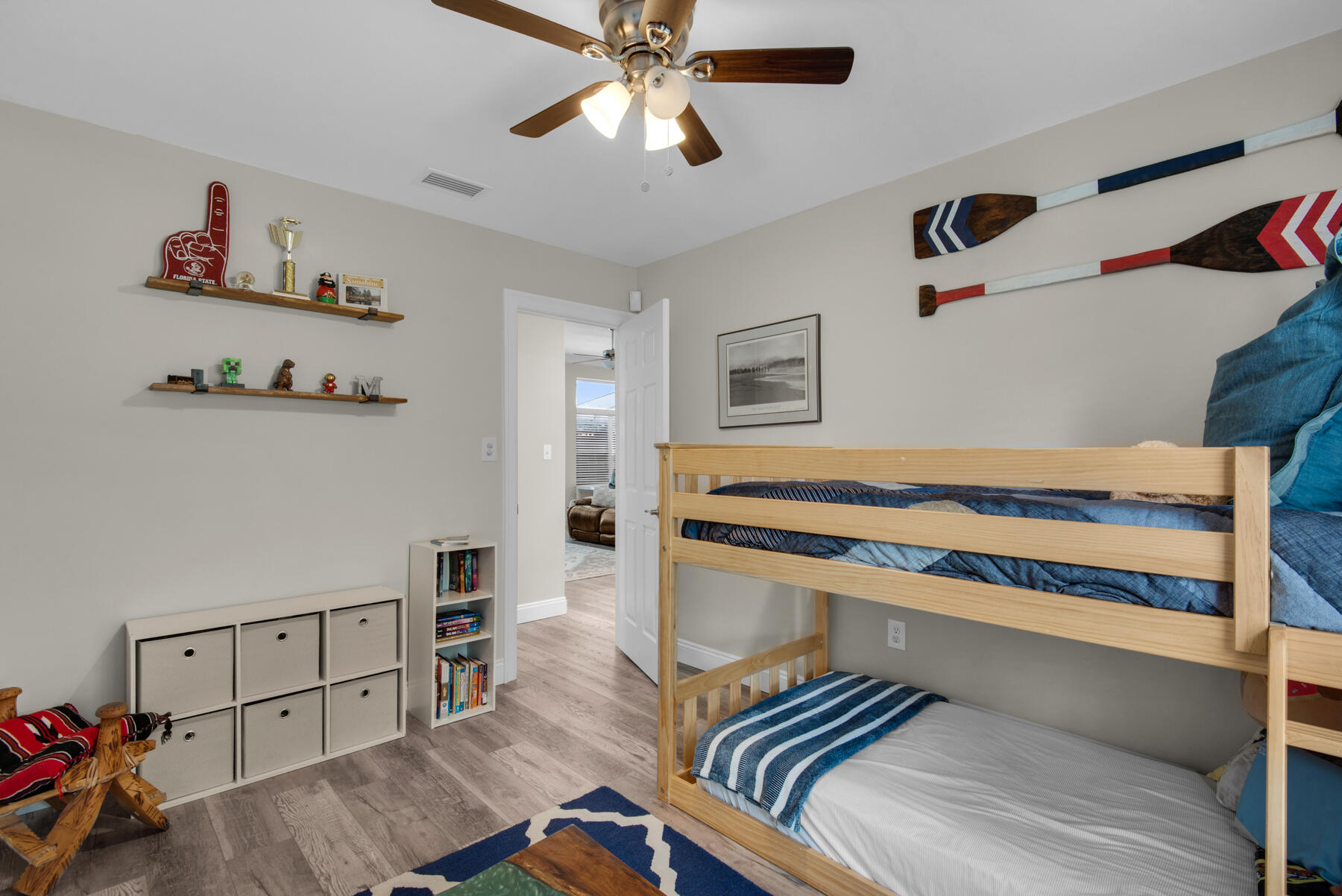 WOODLAND SHORES T/H PH 5 - Residential