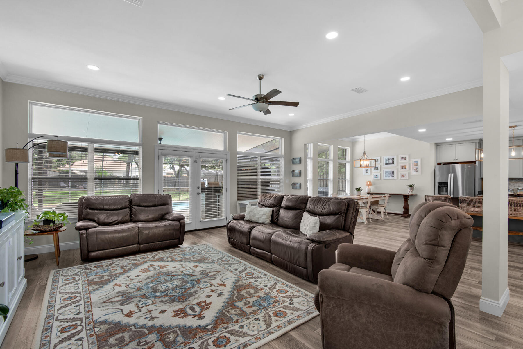 WOODLAND SHORES T/H PH 5 - Residential