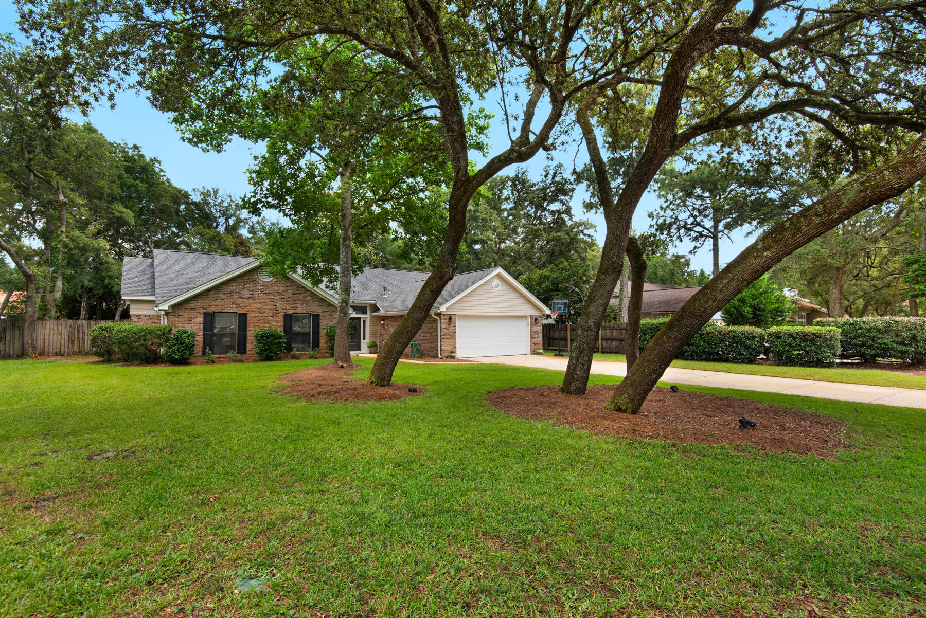 WOODLAND SHORES T/H PH 5 - Residential