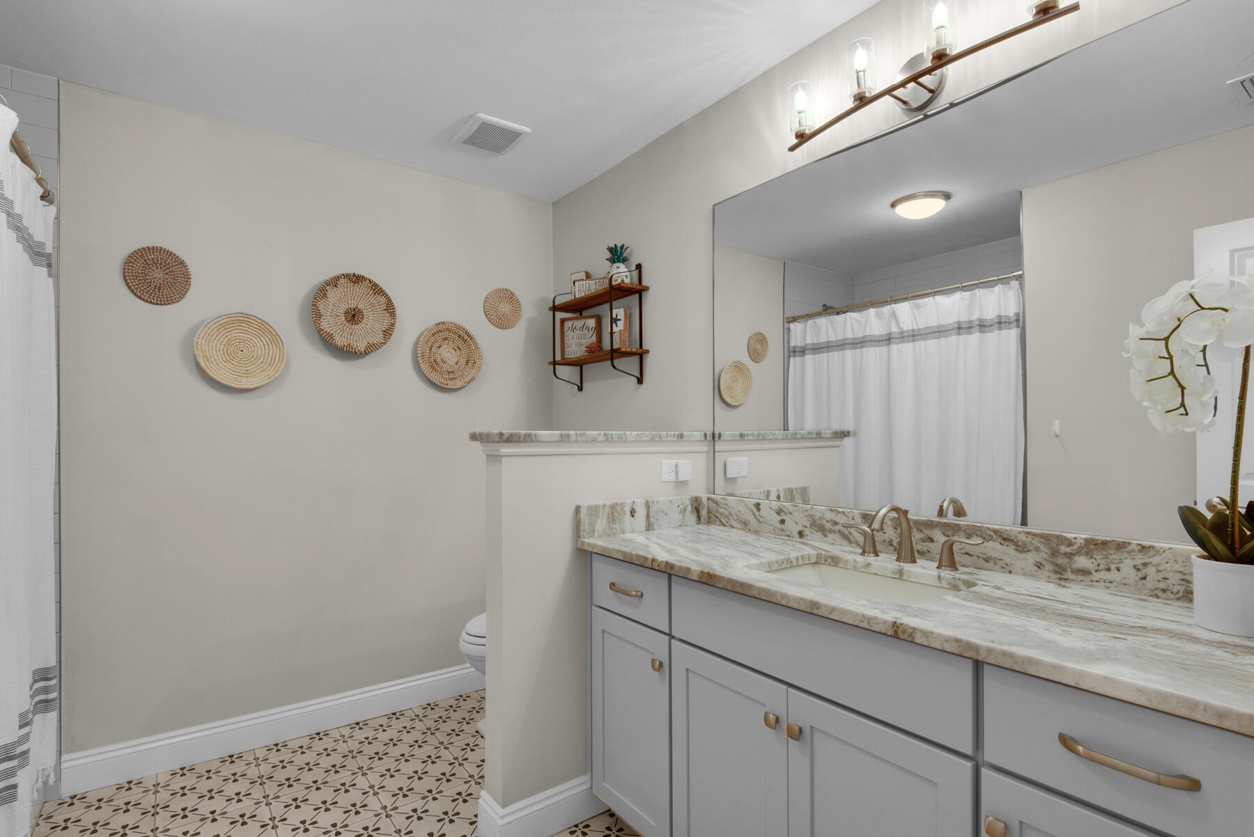 WOODLAND SHORES T/H PH 5 - Residential