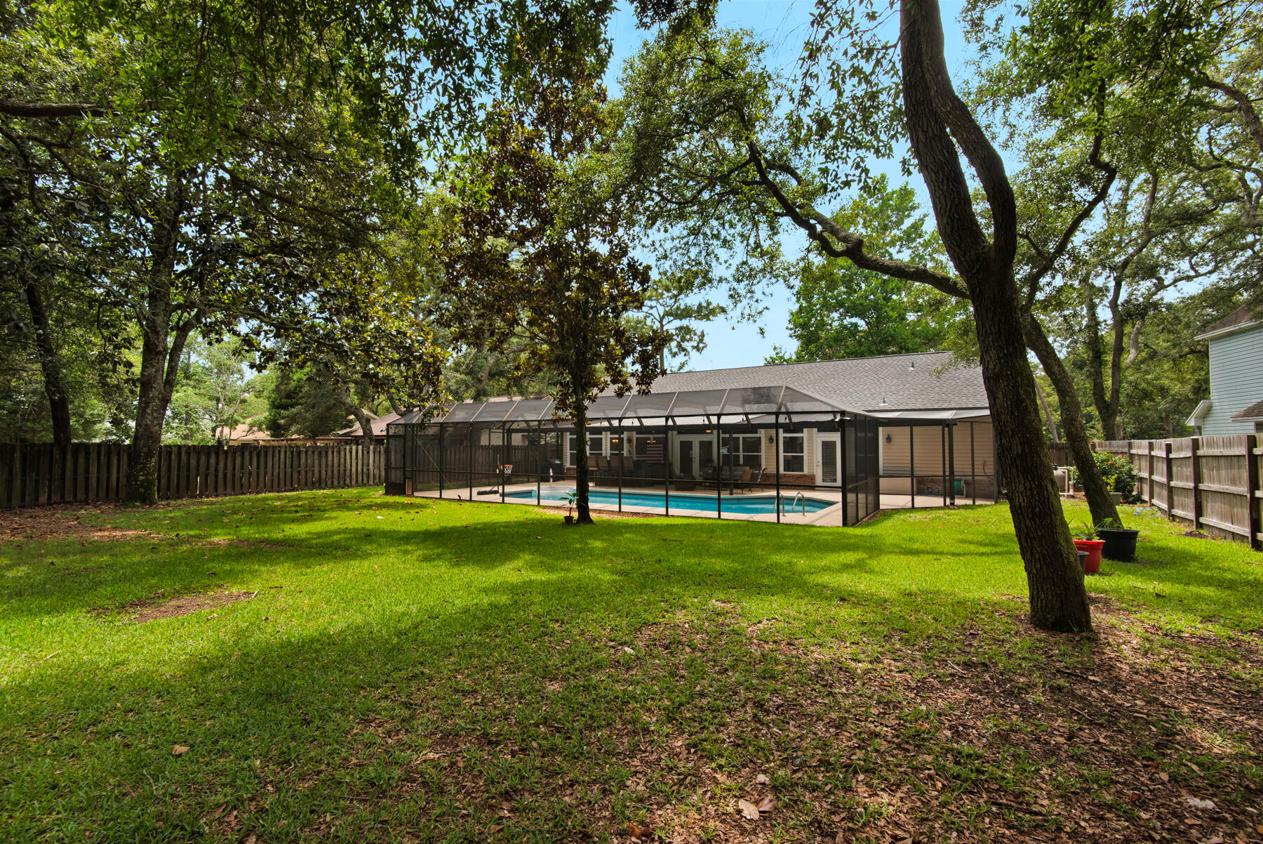 WOODLAND SHORES T/H PH 5 - Residential