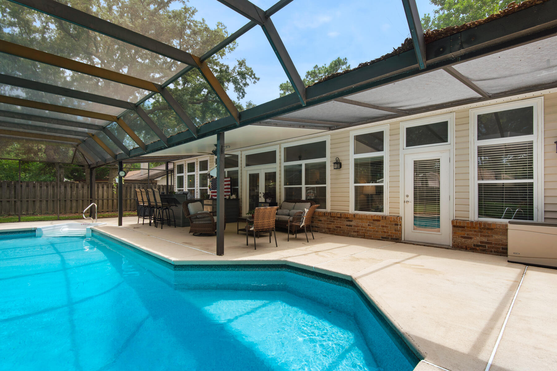 WOODLAND SHORES T/H PH 5 - Residential