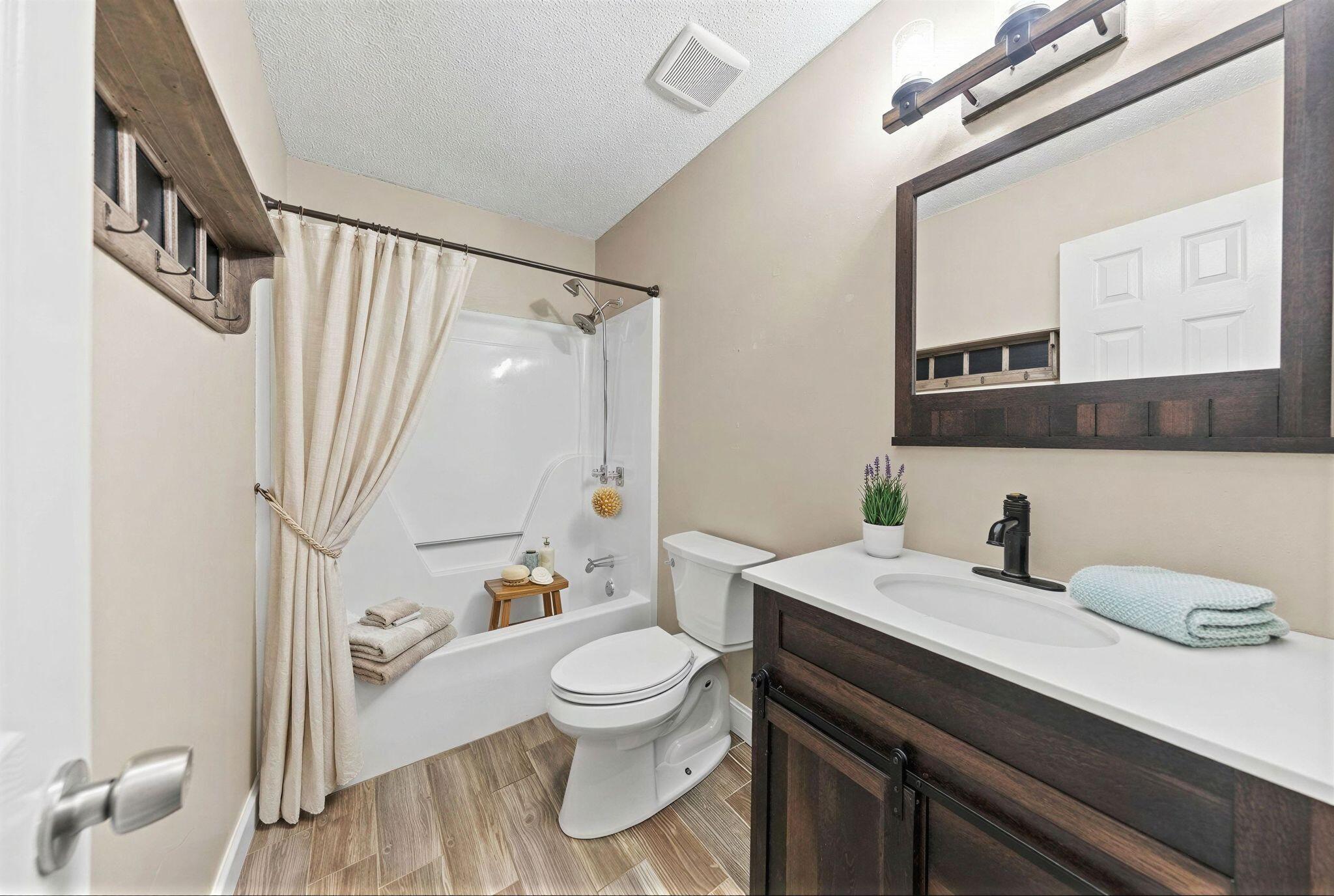 HIDDEN TRAILS PH 4 - Residential