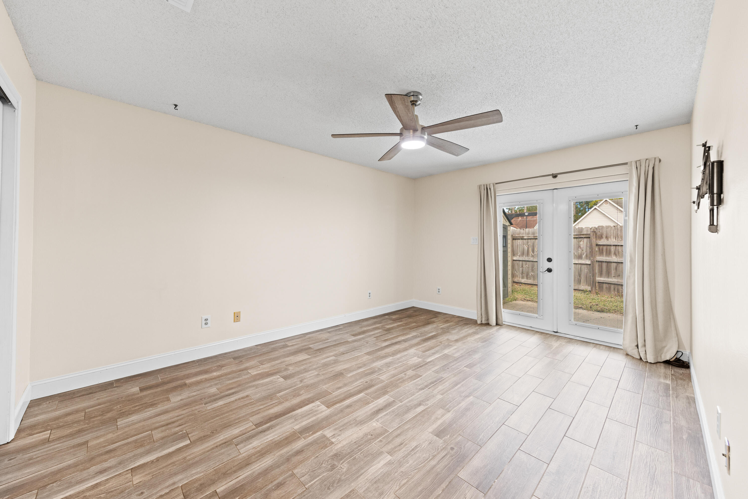 HIDDEN TRAILS PH 4 - Residential