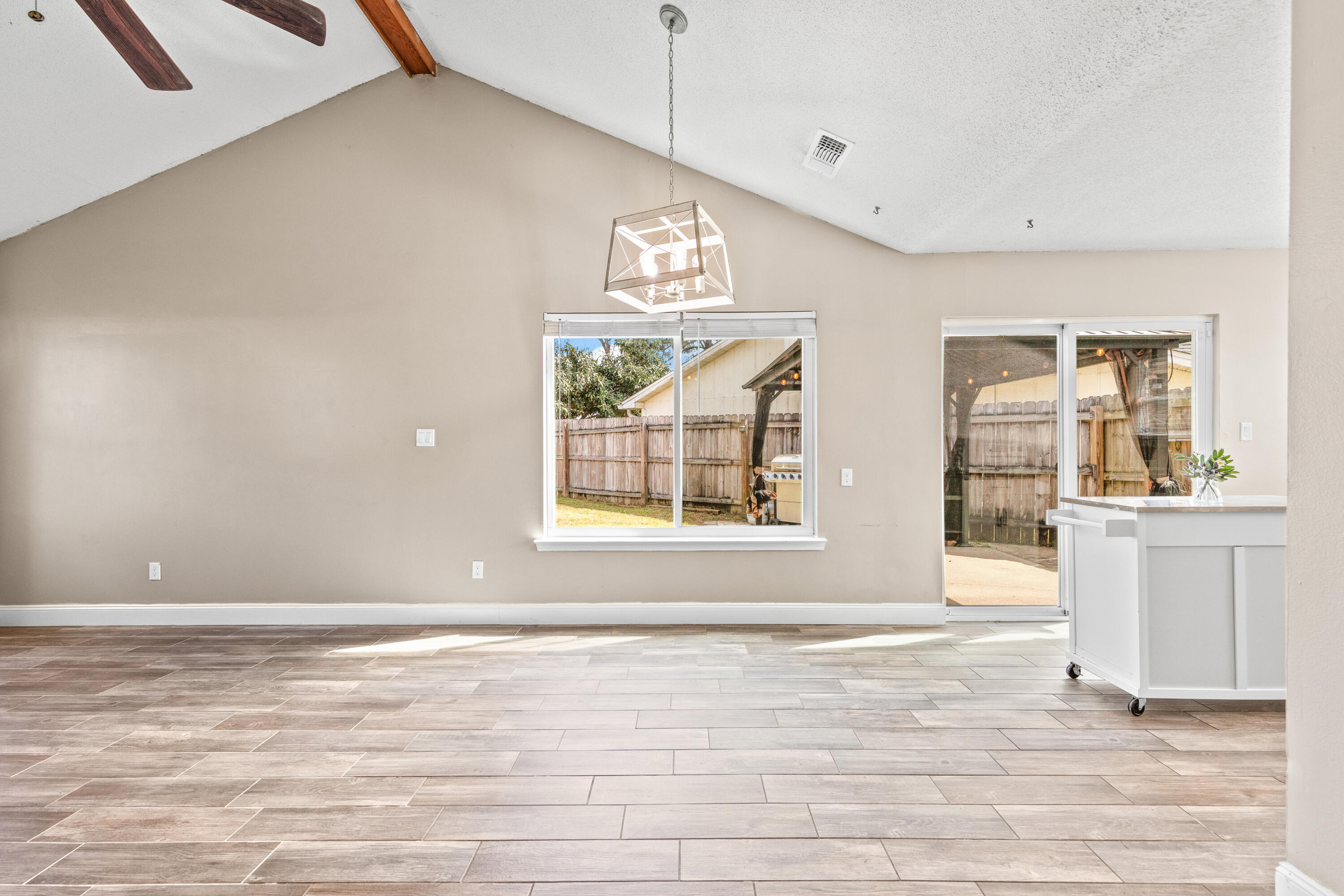 HIDDEN TRAILS PH 4 - Residential