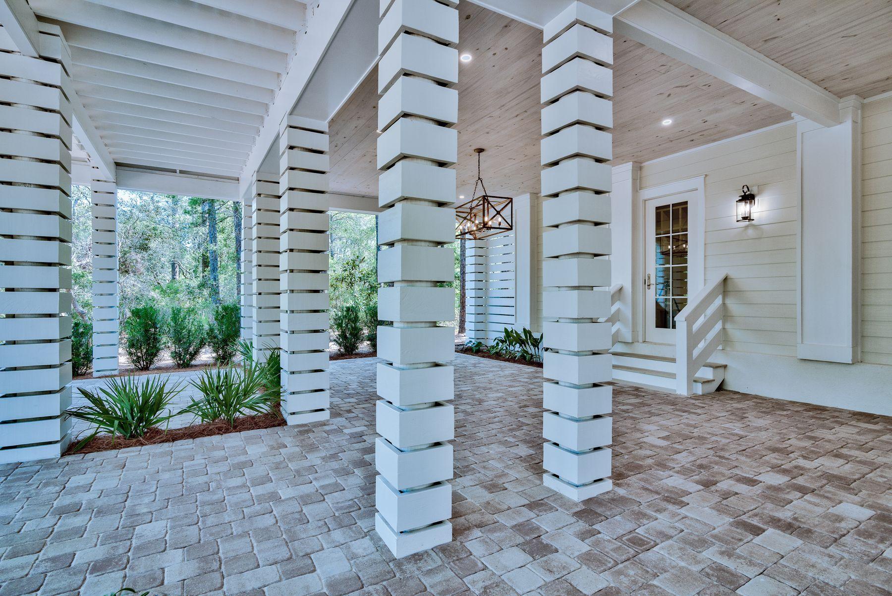 BEACH HIGHLANDS - Residential