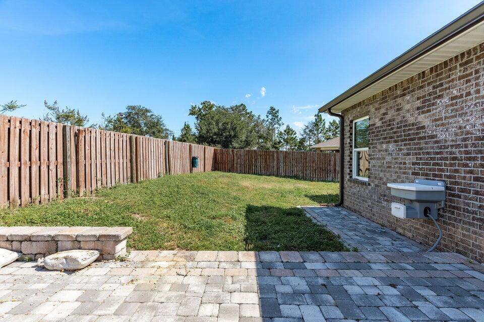 Redstone Commons - Residential Lease