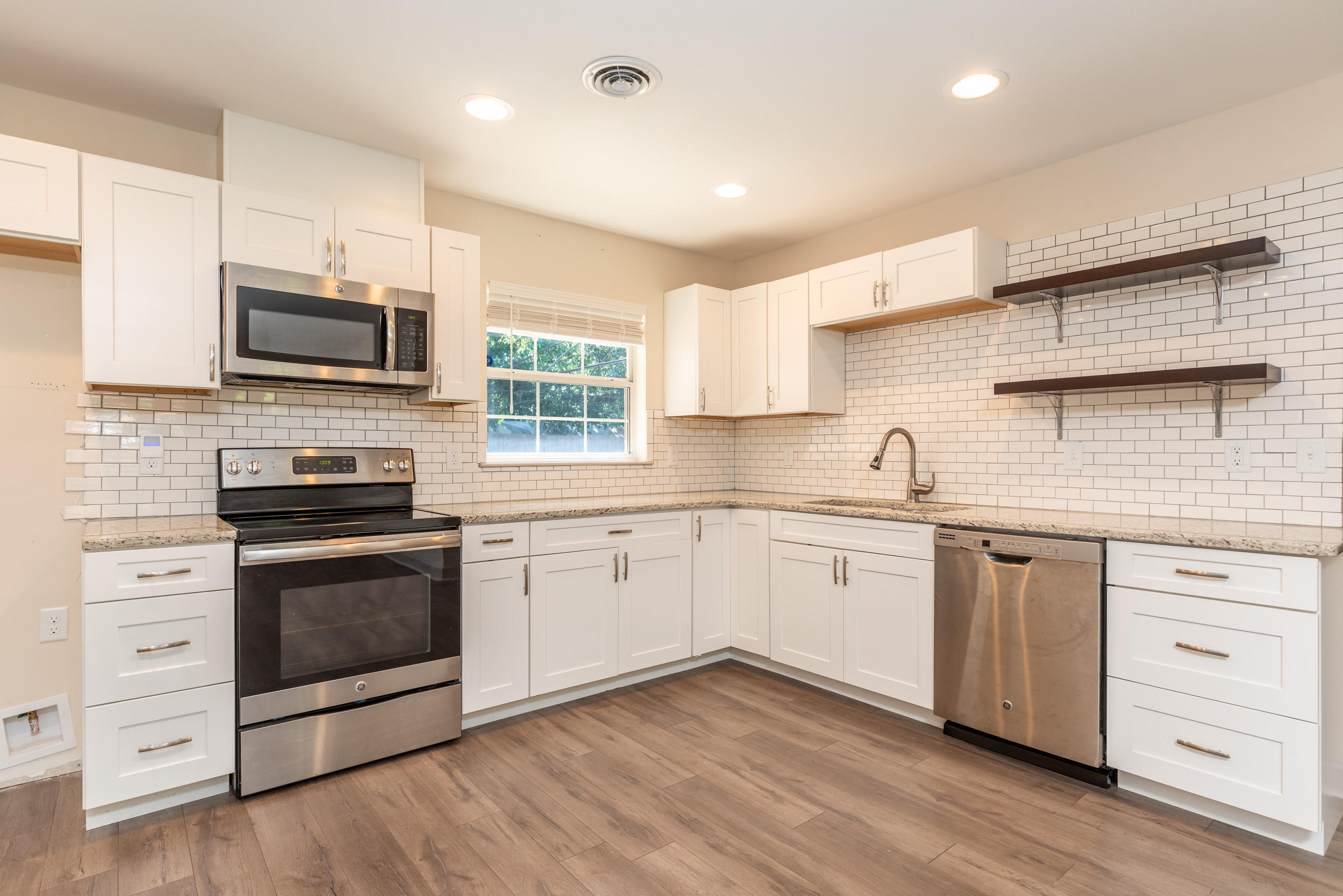 SANTASIA PARK LOT 1 BLK B - Residential