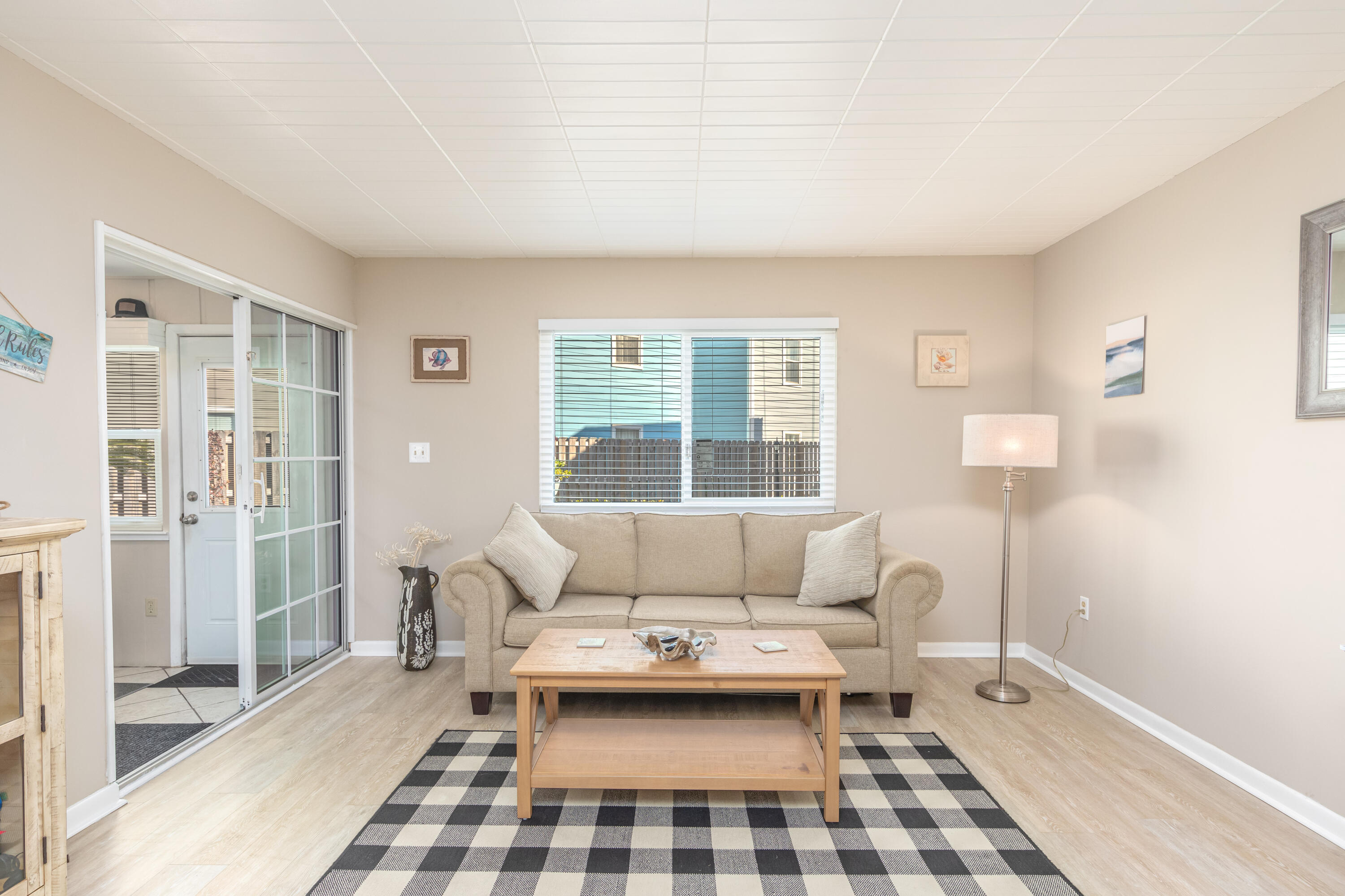 CHATEAU LA MER CONDO - Residential