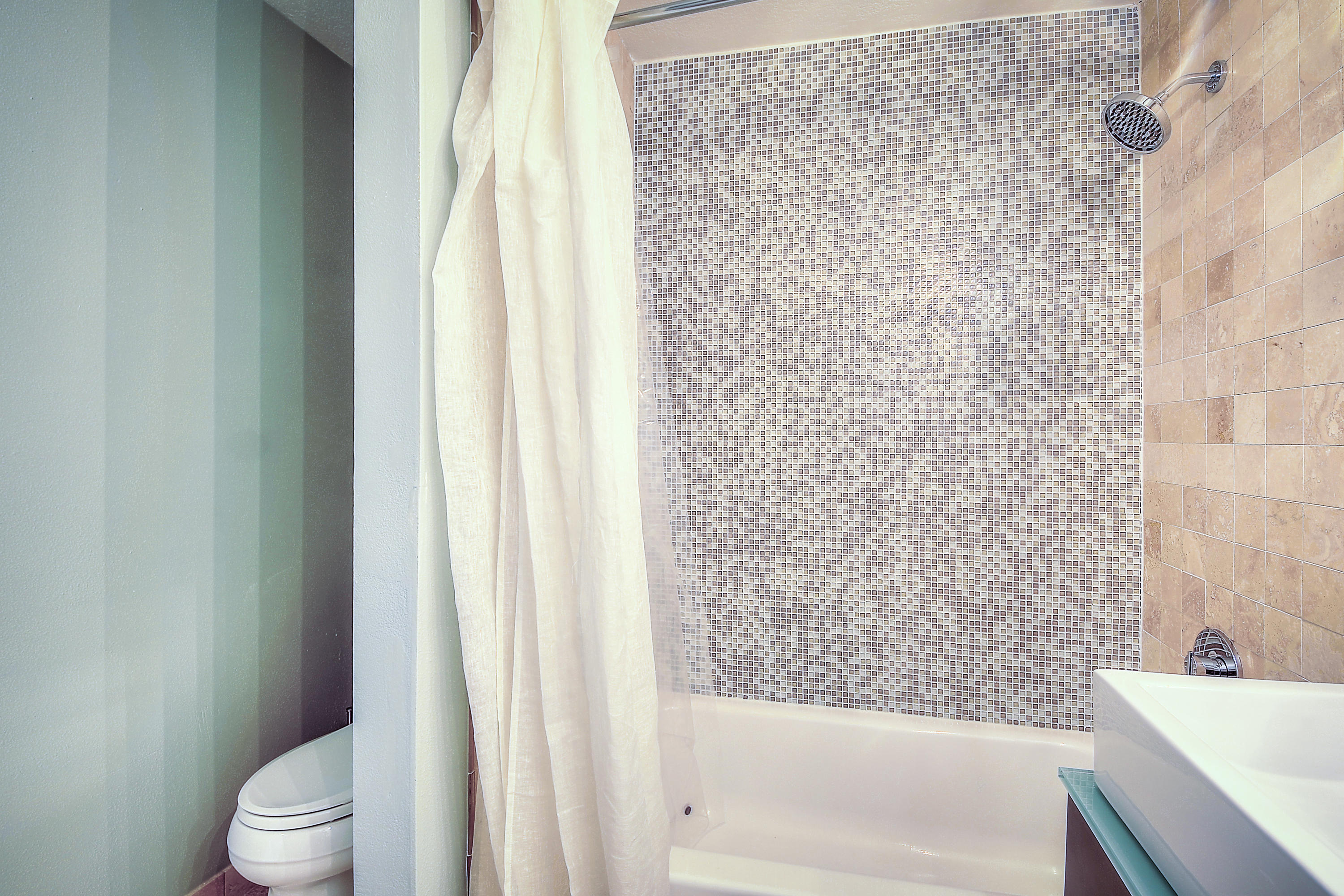 MISTRAL CONDO - Residential