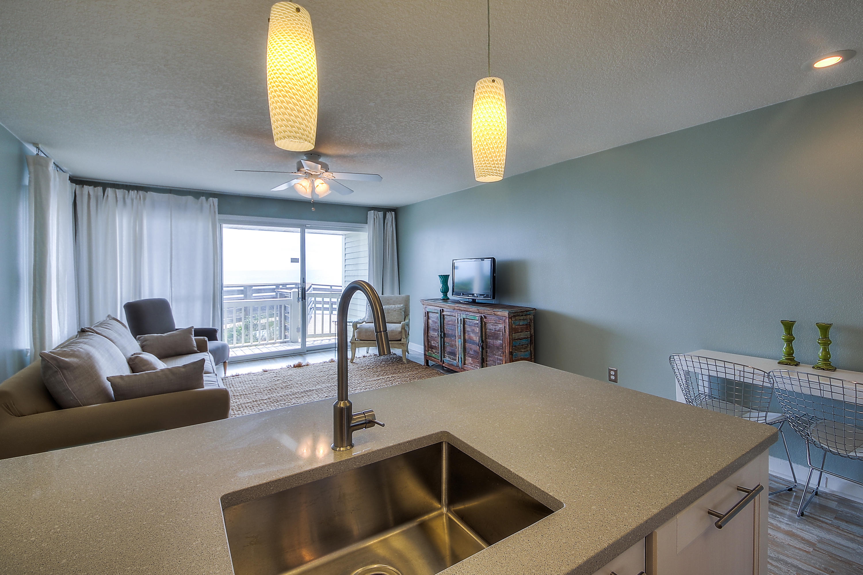 MISTRAL CONDO - Residential