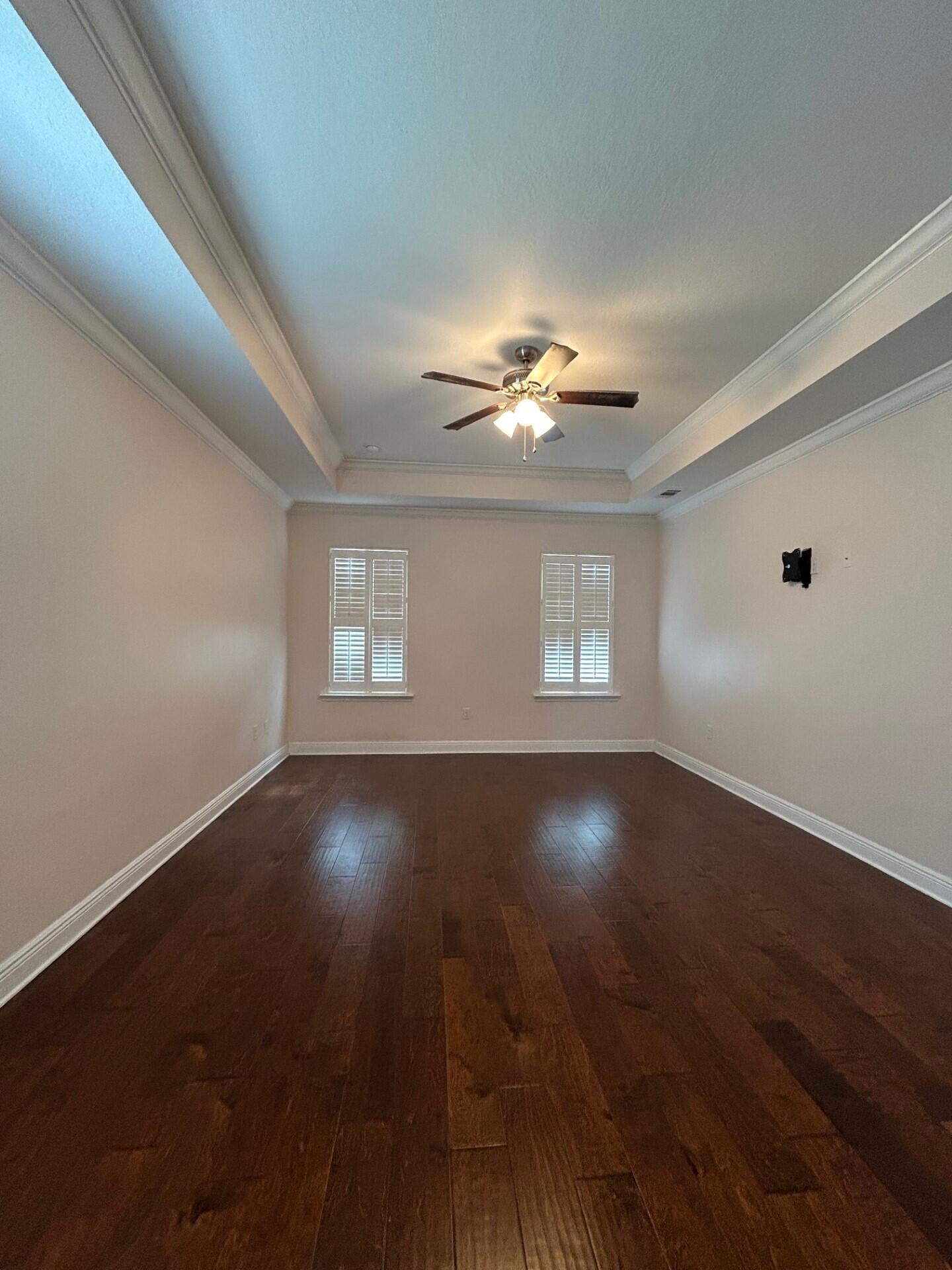 Crestview Suburb (231000.00) - Residential Lease