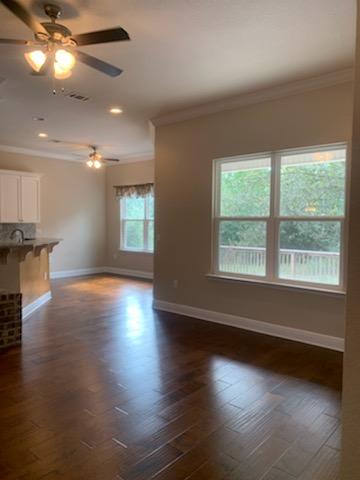 Crestview Suburb (231000.00) - Residential Lease