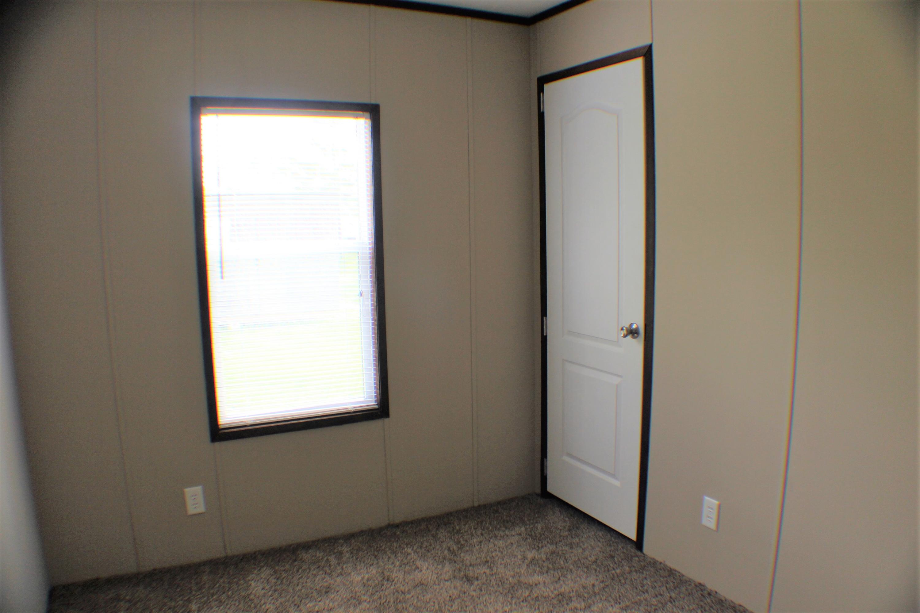 THE PINES - Residential