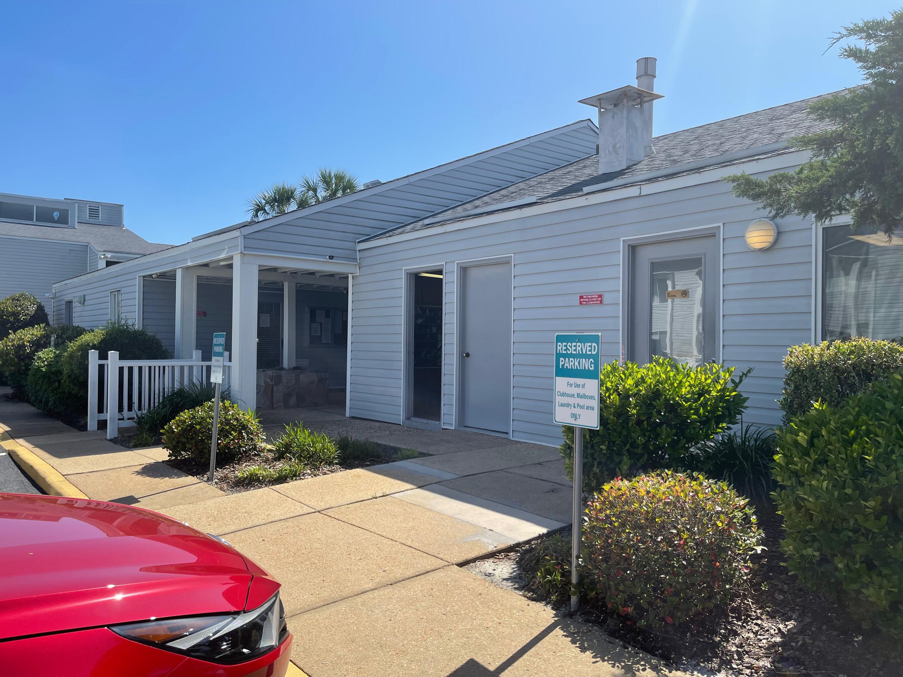 FINISTERRA CONDO - Residential