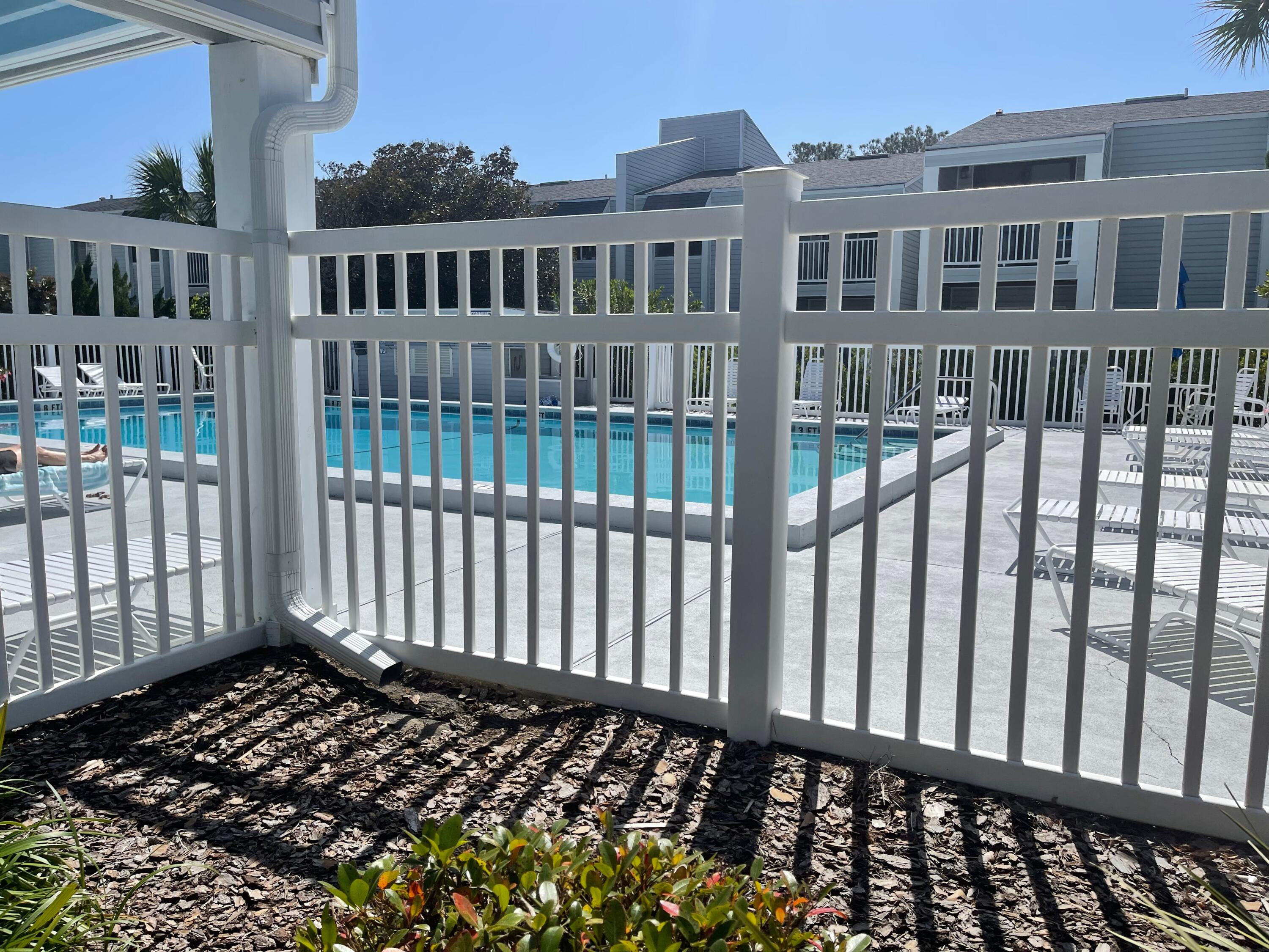 FINISTERRA CONDO - Residential