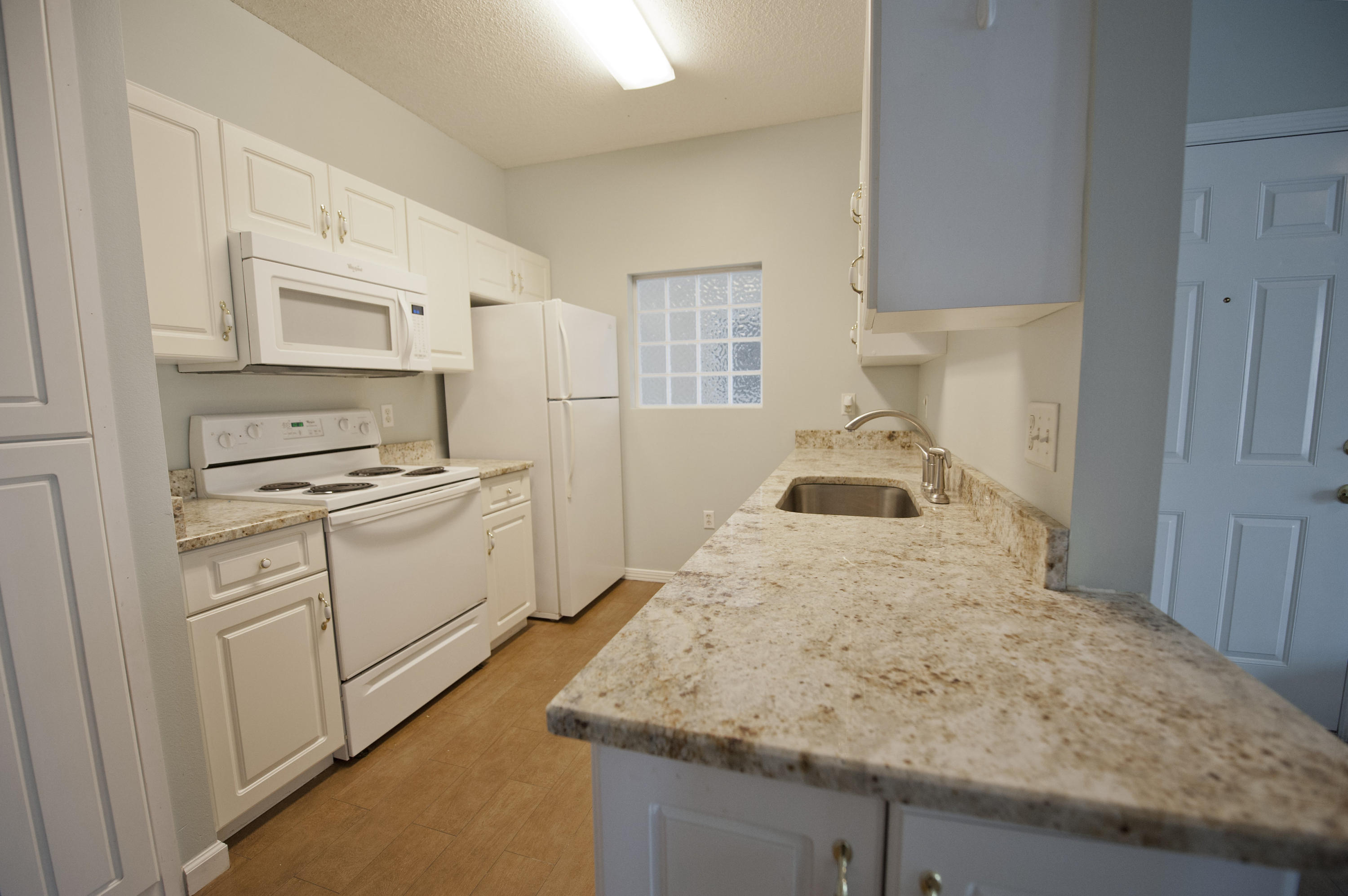 THE OAKS AT NICEVILLE - Residential