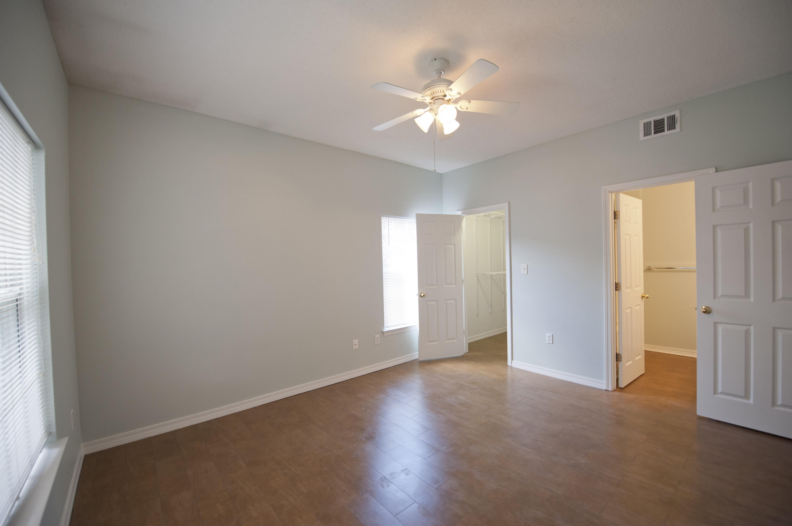 THE OAKS AT NICEVILLE - Residential