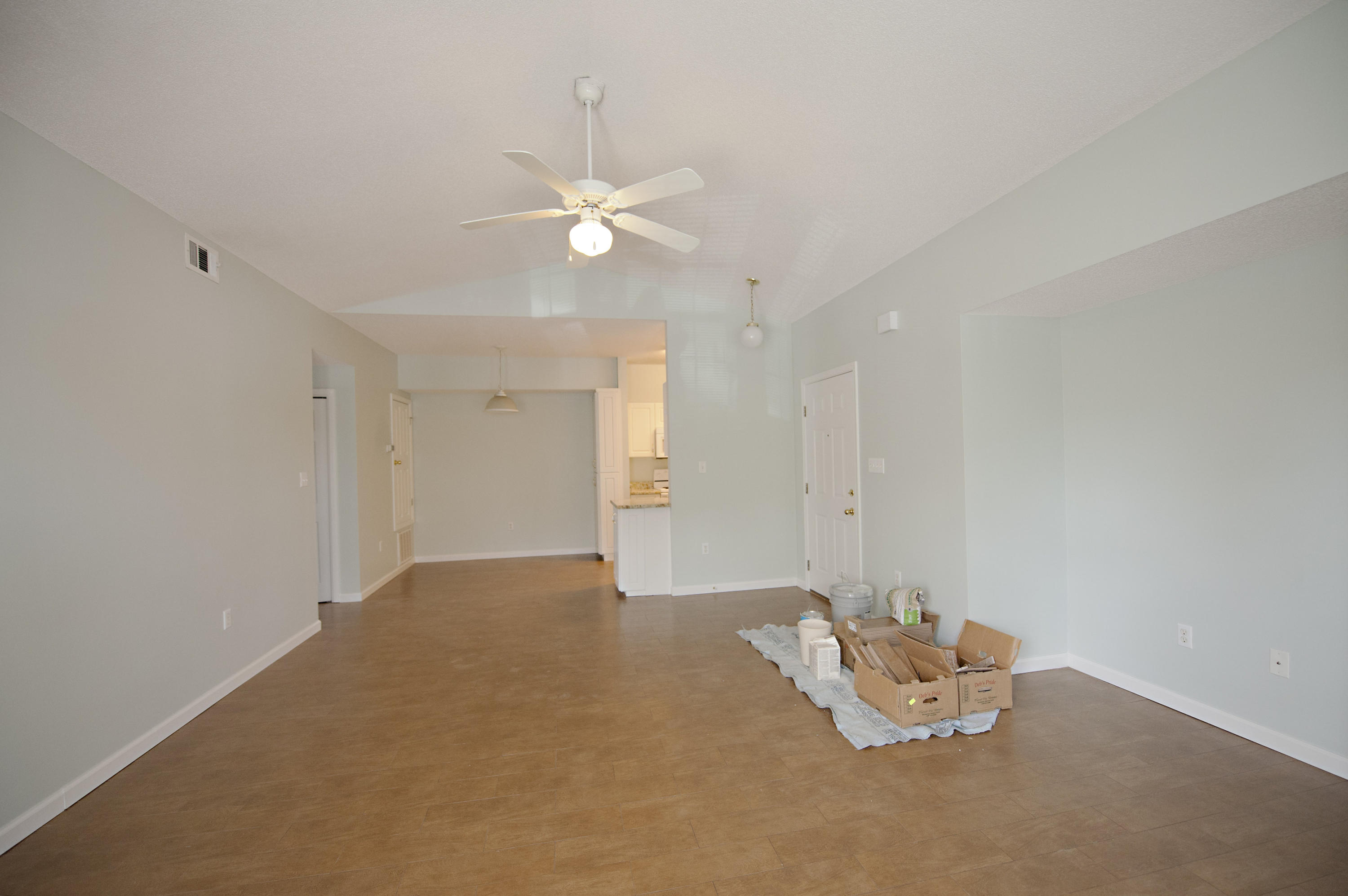 THE OAKS AT NICEVILLE - Residential