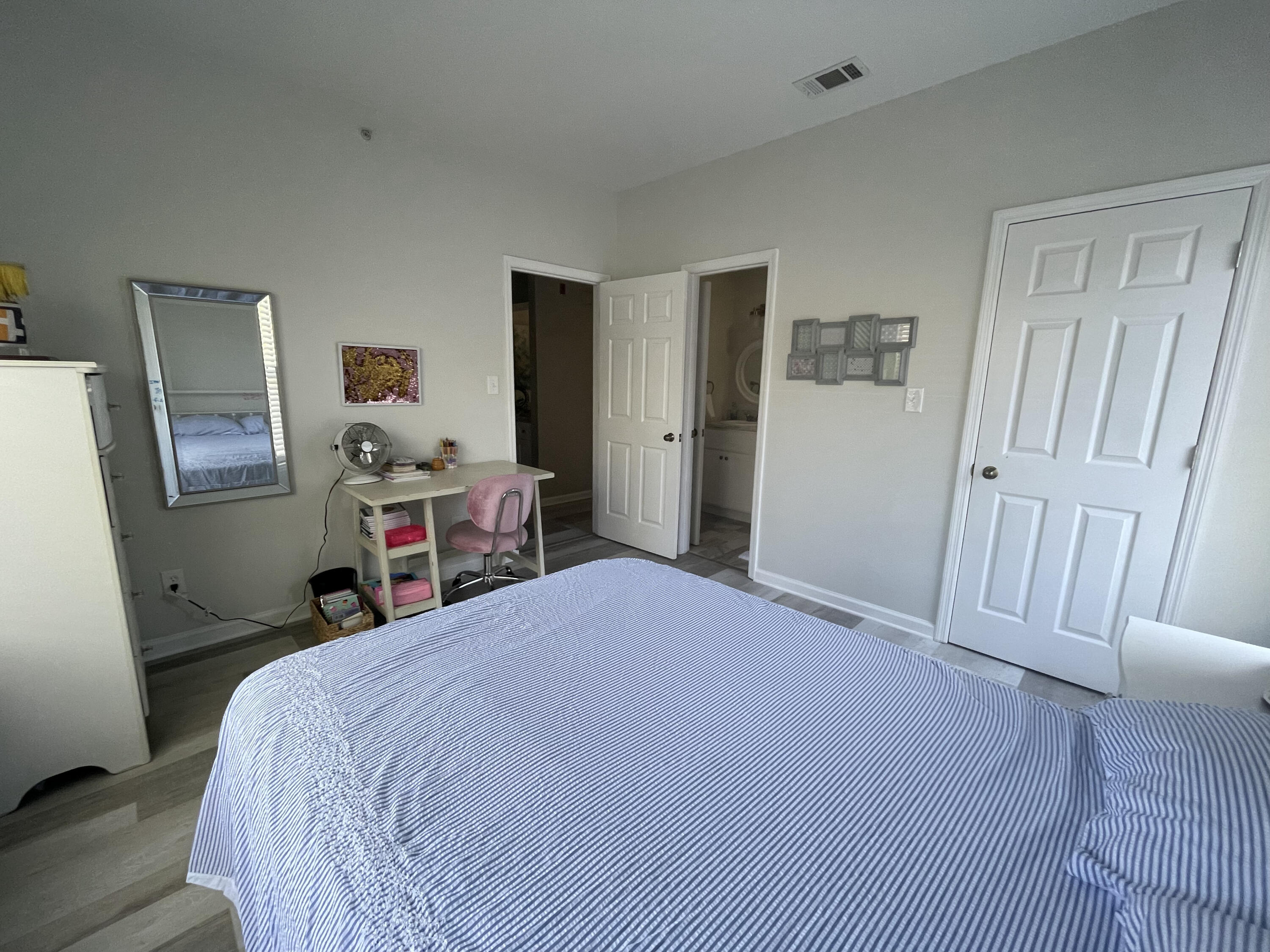 POINT OF VIEW T/H CONDO - Residential