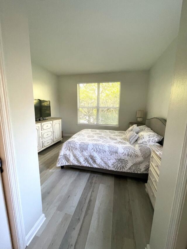 POINT OF VIEW T/H CONDO - Residential