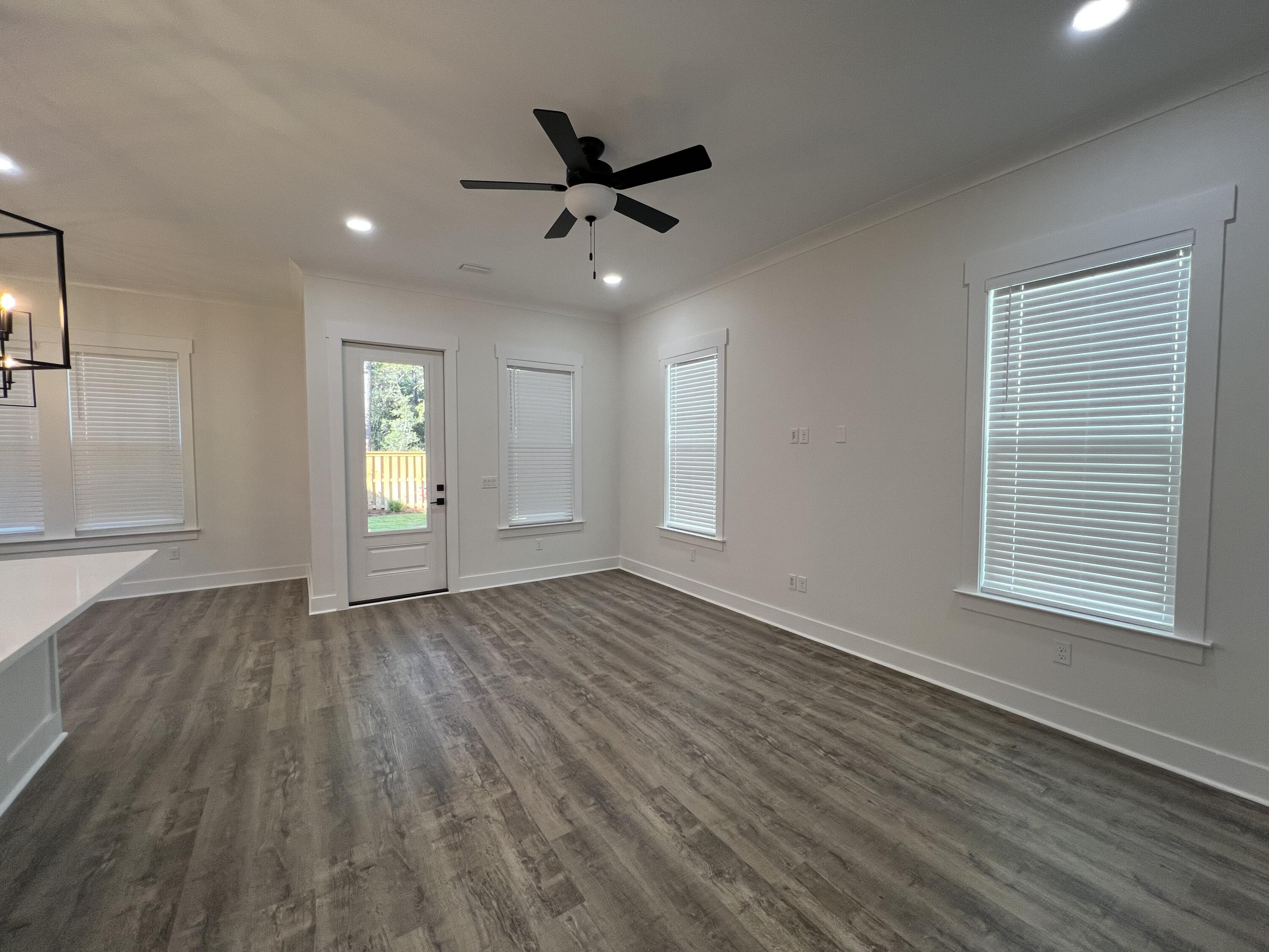 Deer Moss Creek - Residential