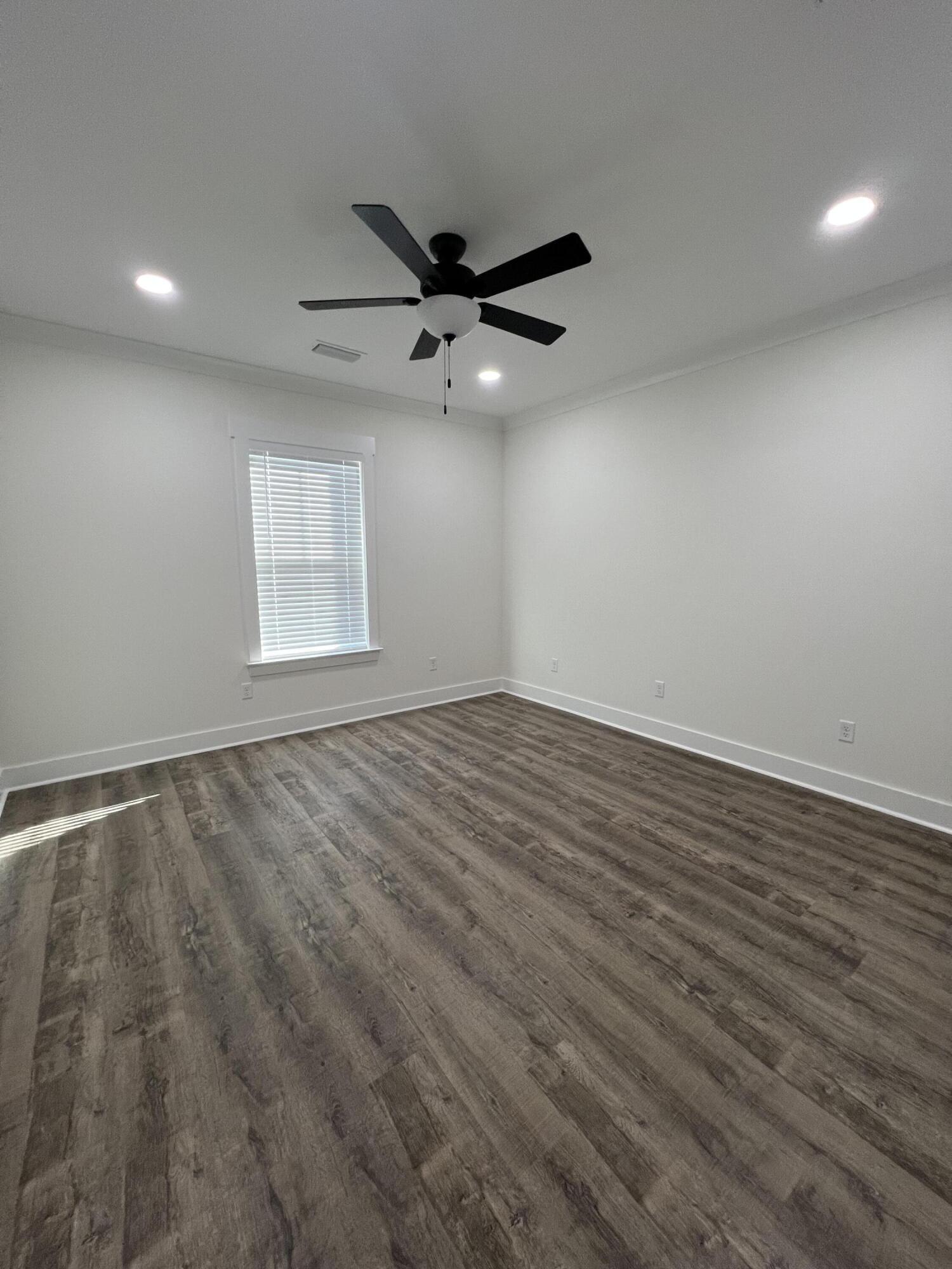 Deer Moss Creek - Residential